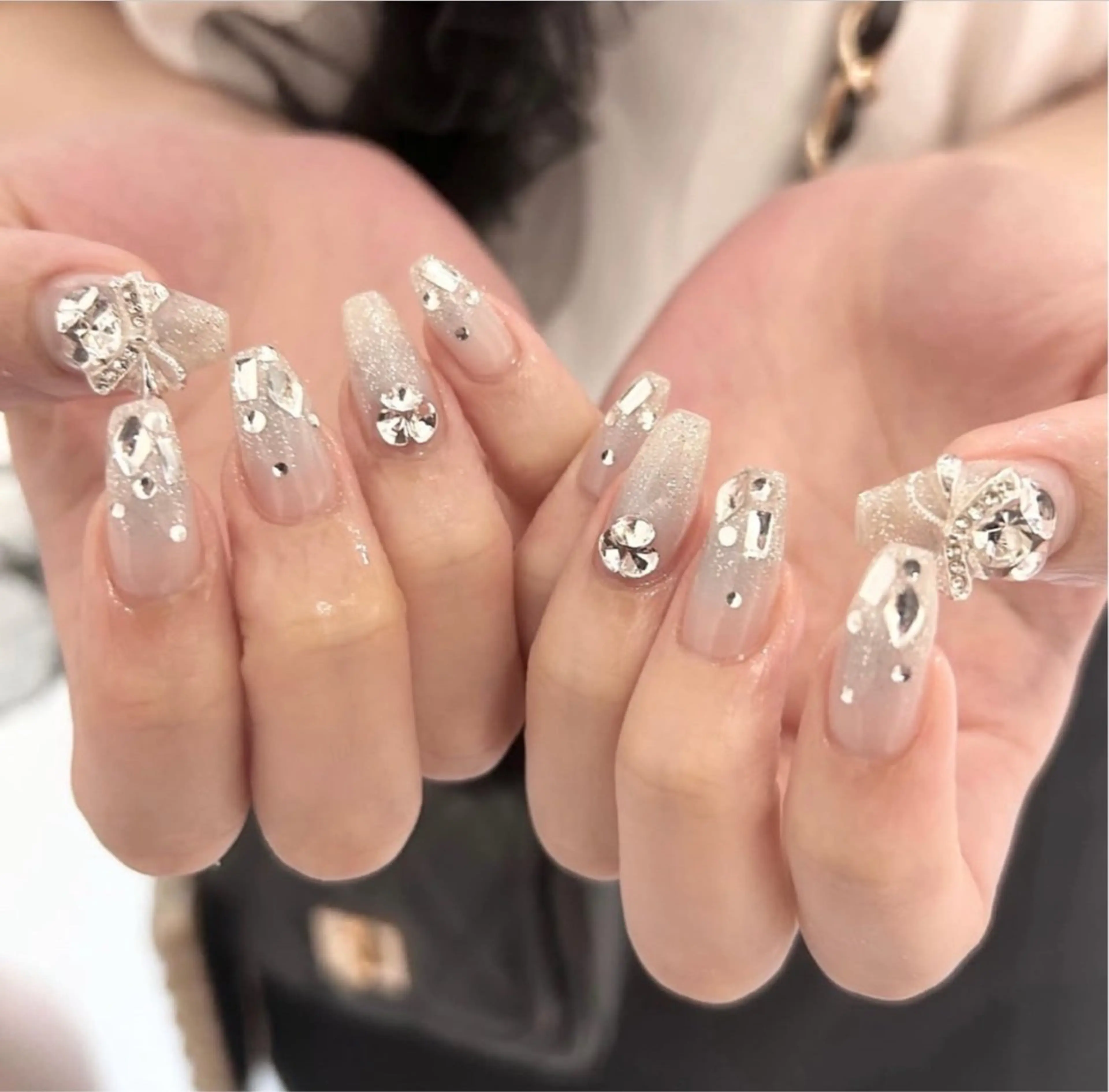 ネイル ボルドー チークネイル 成人式 フレンチネイル グラデーション ハンドネイル Lina nail所属・Luna 池袋のネイルデザイン