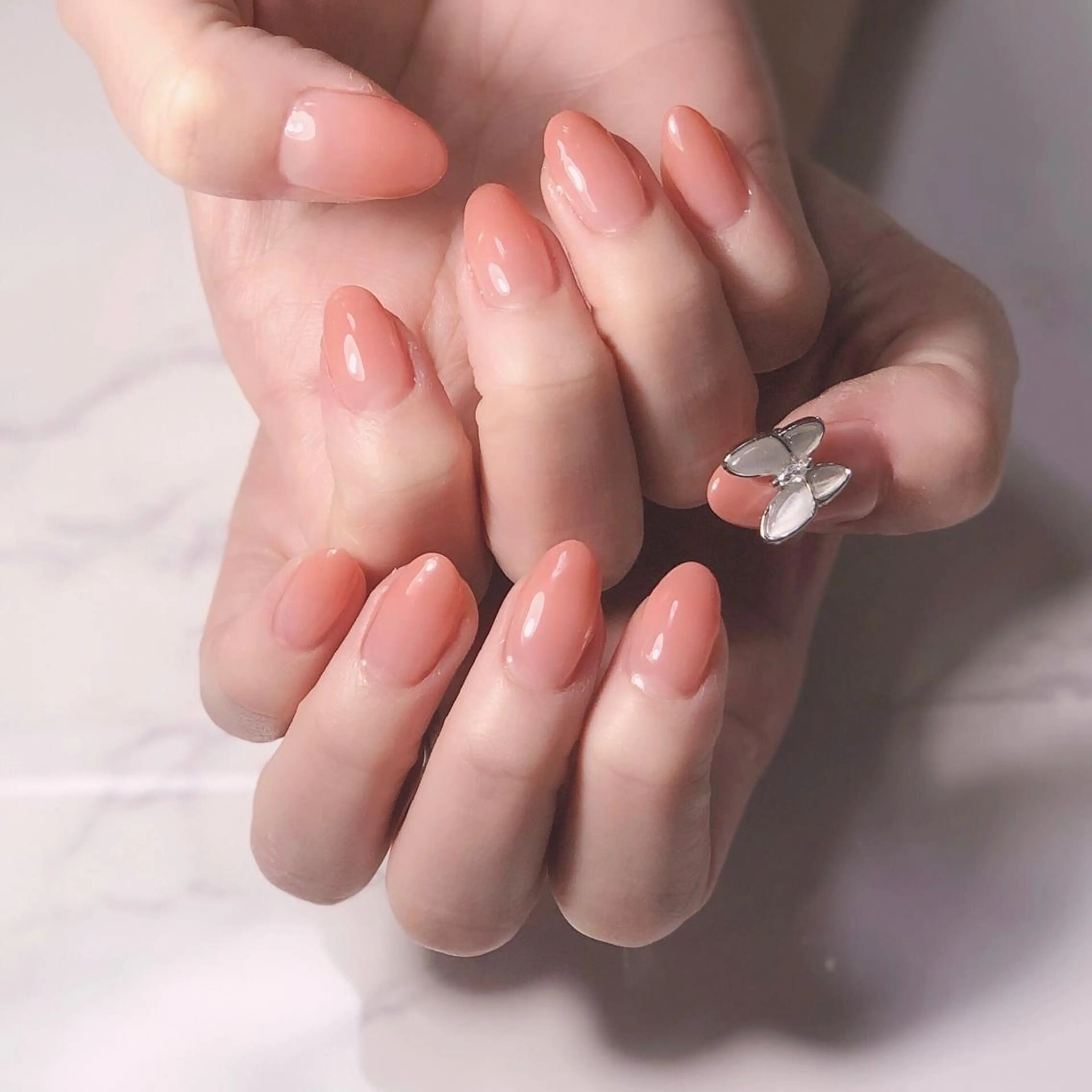 ネイル アートネイル ジェルネイル グラデーション オフィスネイル ワンカラーネイル 辻野 和枝のネイルデザイン