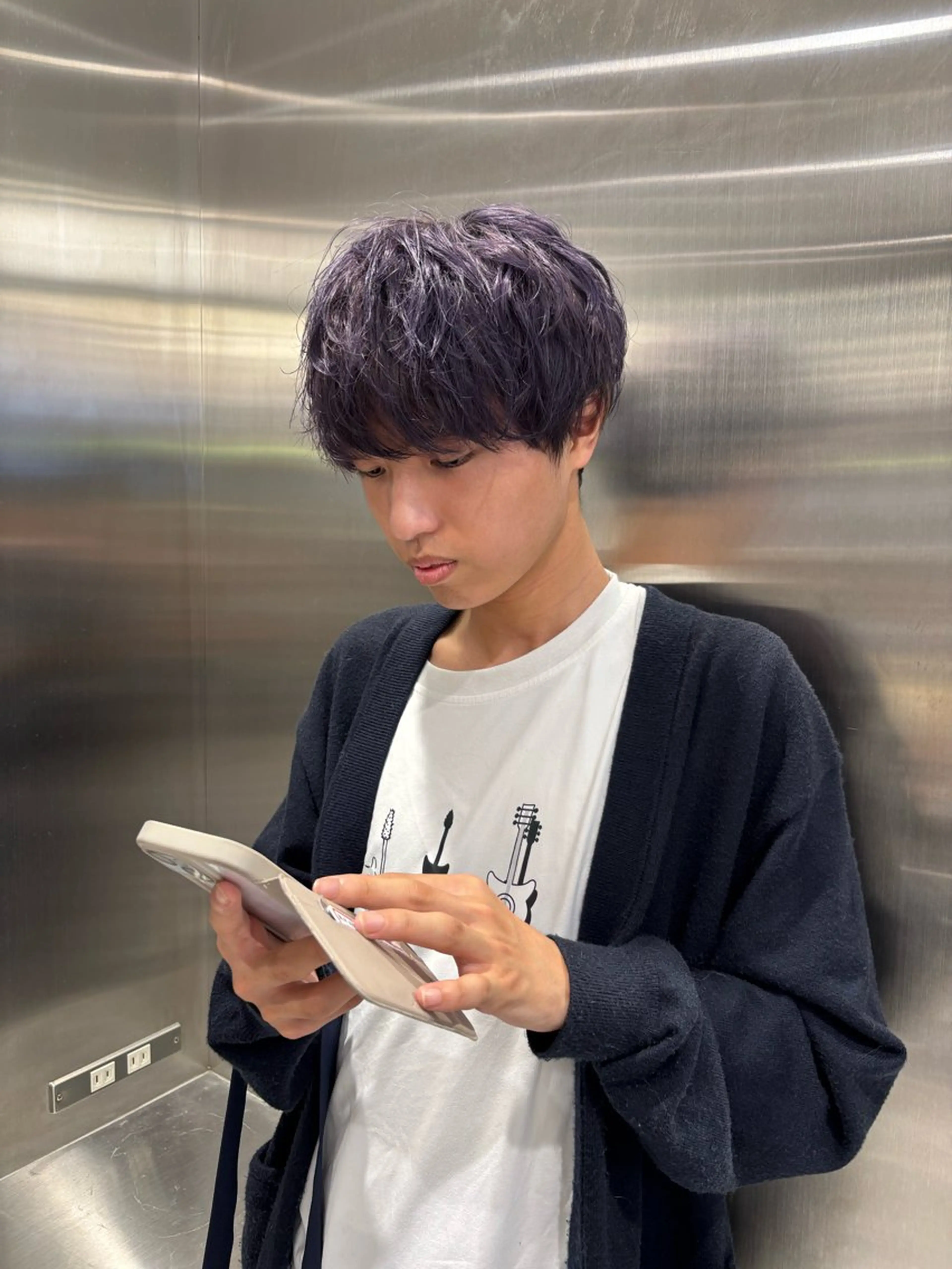 カラー ブリーチ ケアブリーチ デザインカラー ダブルカラー イヤリングカラー ヘアカラー ギャルカラー/メンズ /ハイトーン/つばさのヘアスタイル