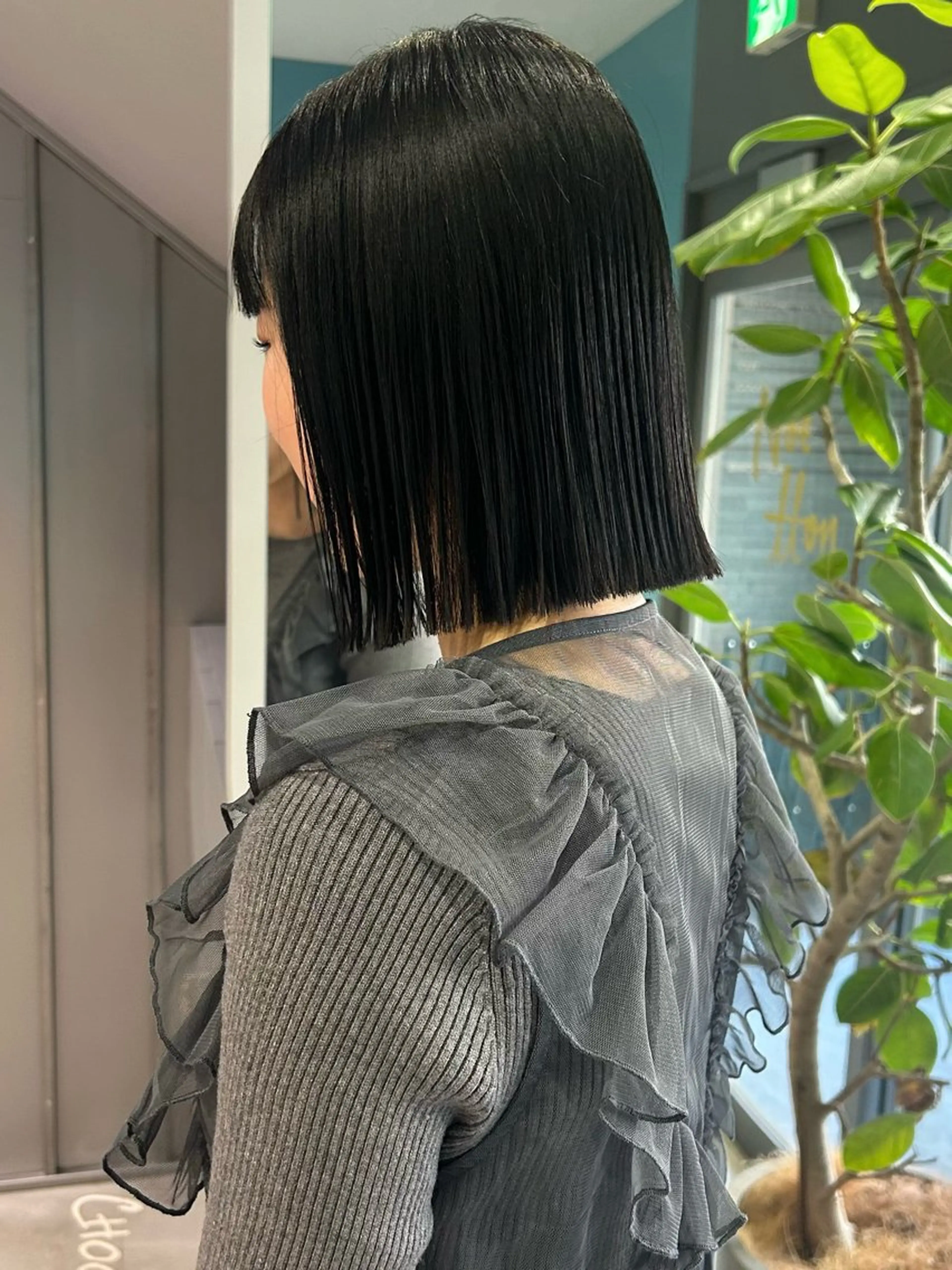 ミディアム urara/ショート /透明感カラーのヘアスタイル