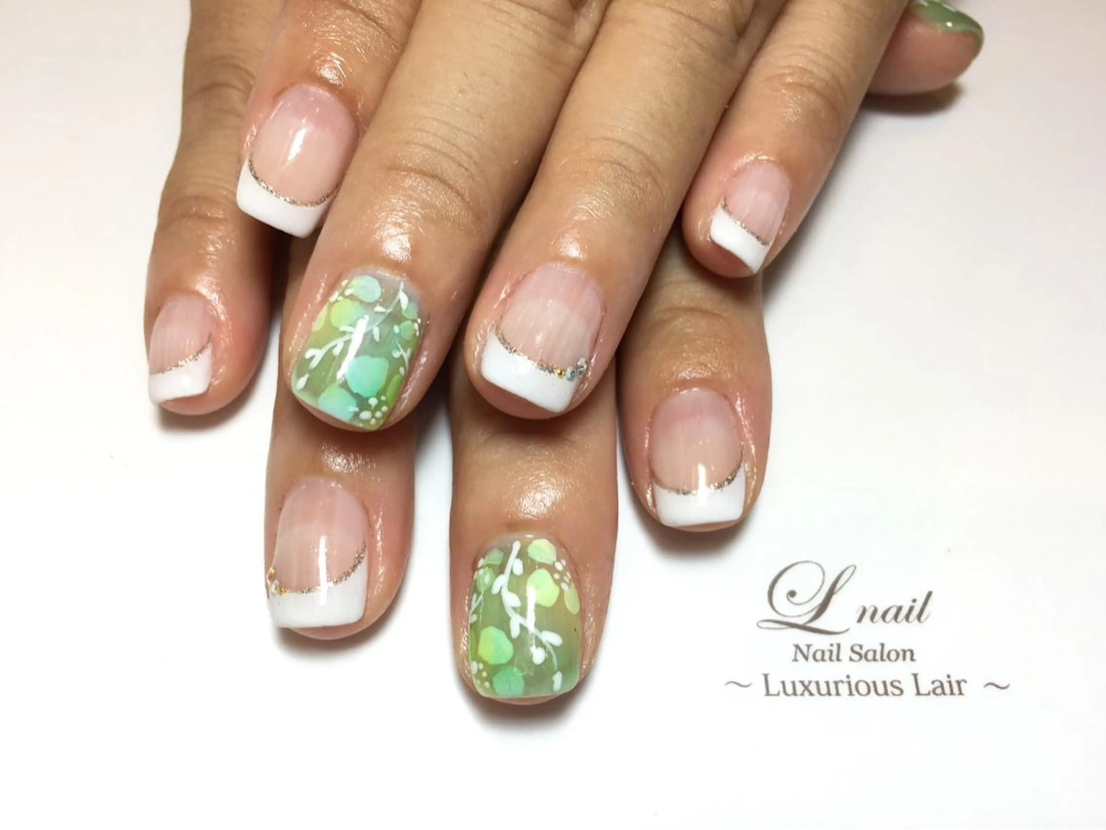 ネイル Li'leaNail AINAのネイルデザイン