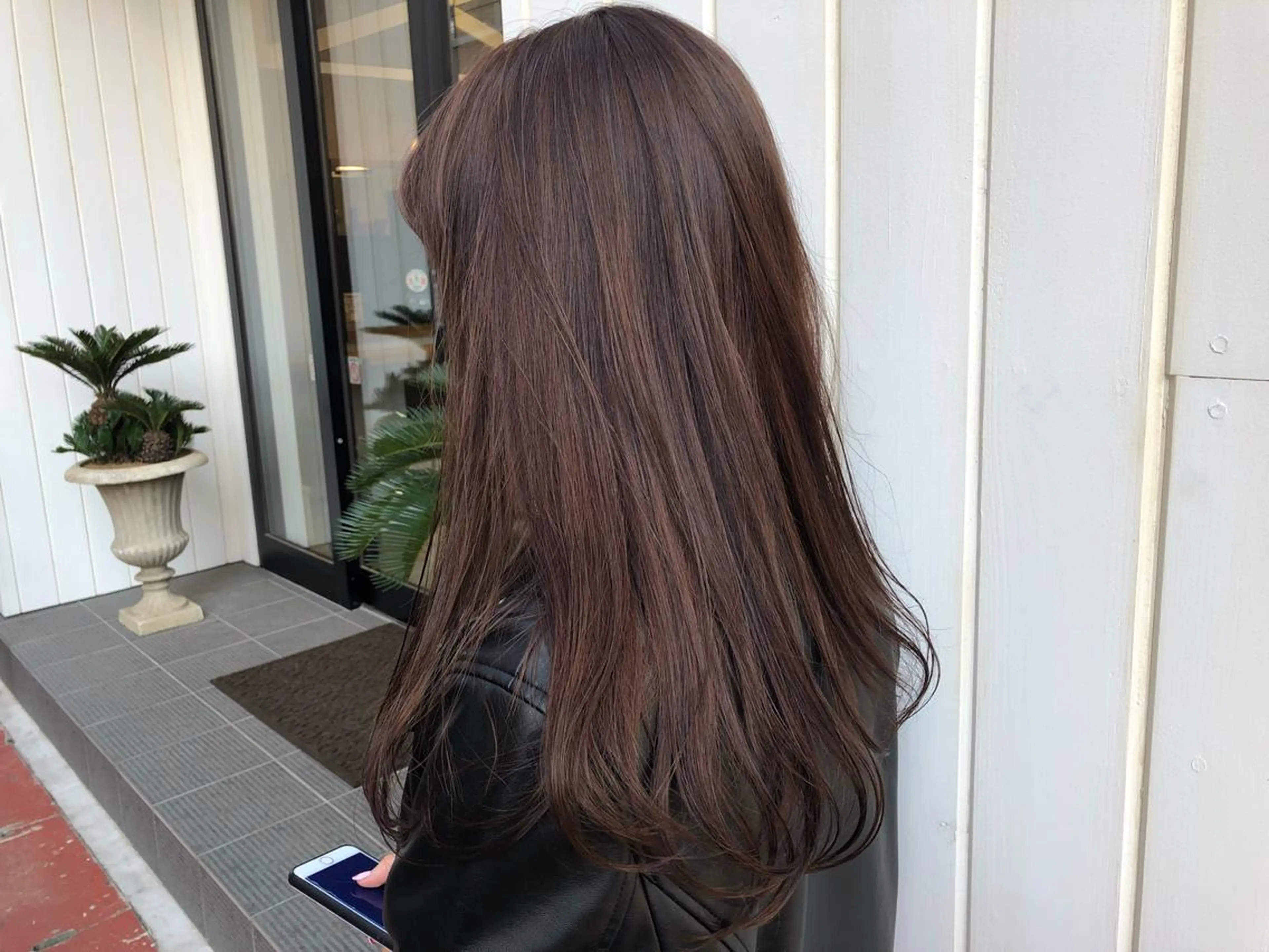 カラー 井上 舞のヘアスタイル