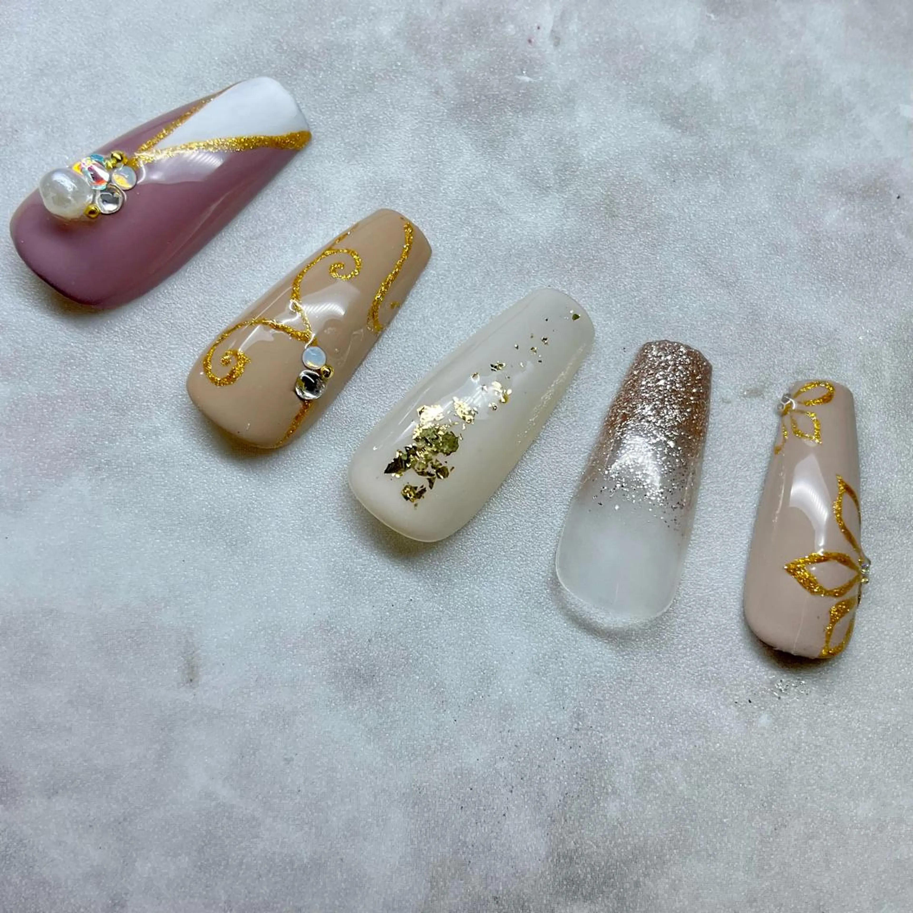 ネイル nail Eclat所属・志賀野 美喜のネイルデザイン