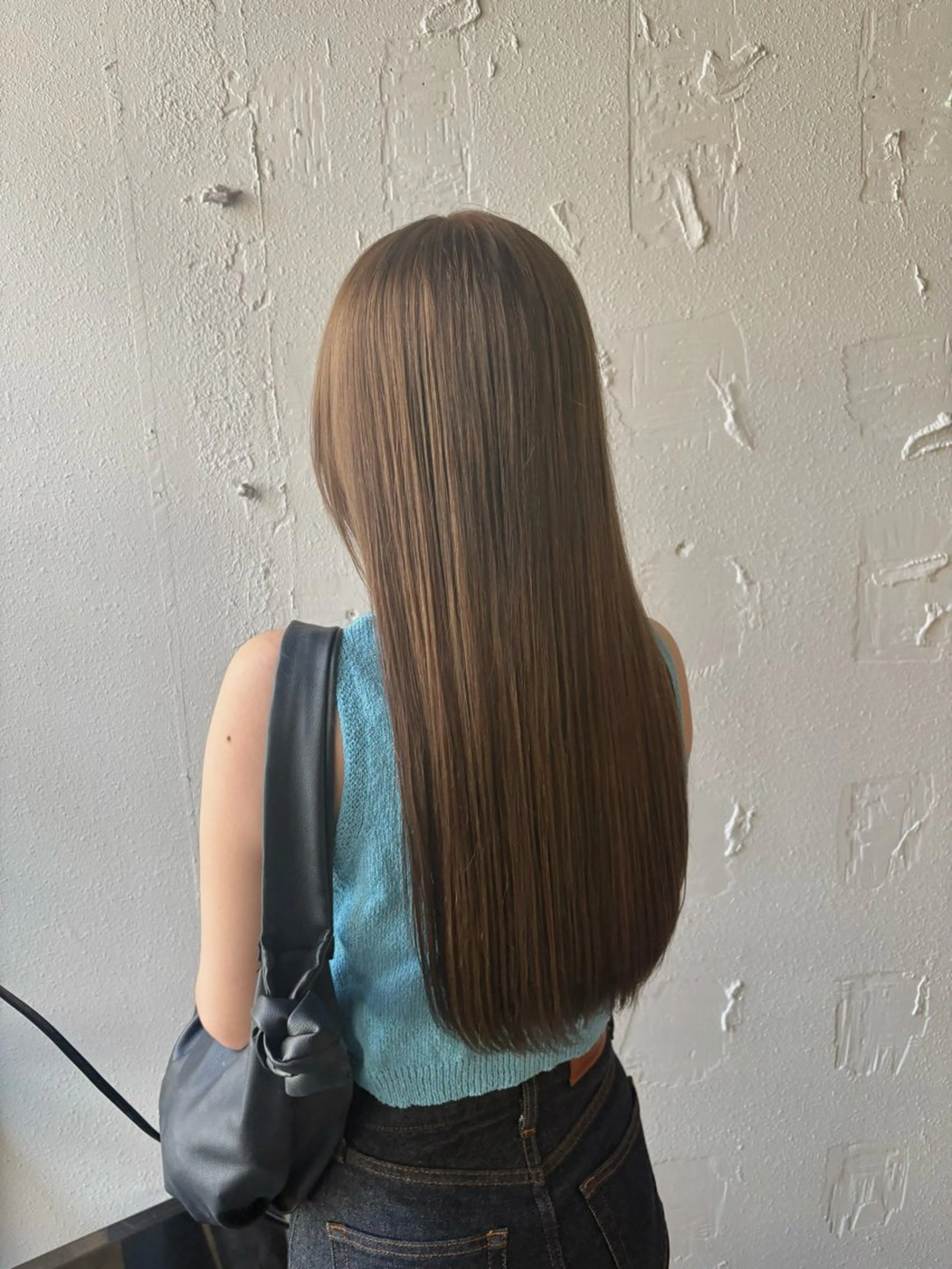 ロング カラー ベージュカラー ミルクティーベージュ t.所属・藤江 健人のヘアスタイル