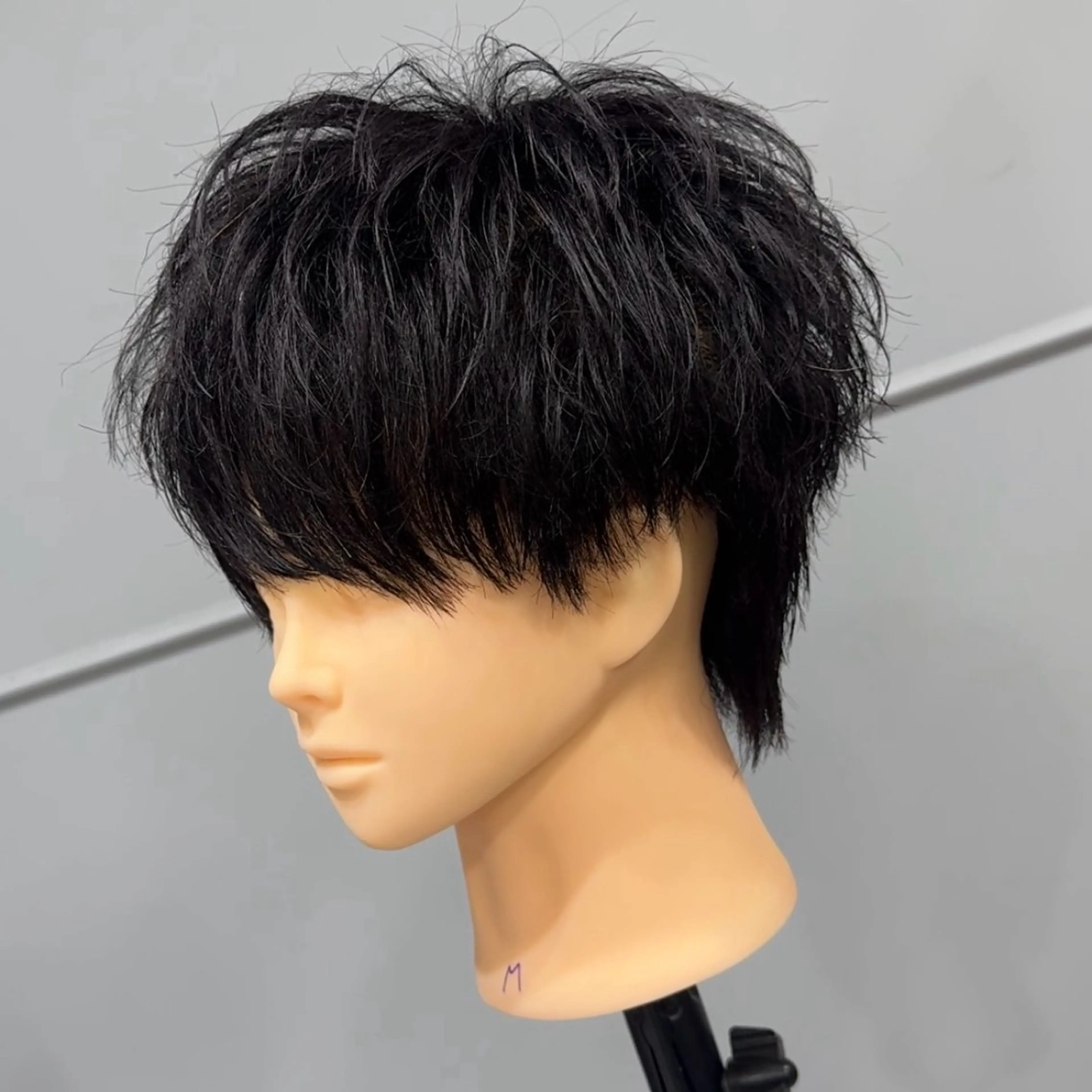 パーマ メンズ マッシュウルフ マッシュ メンズパーマ メンズウルフカット ウルフカット カット パーマ ABEY LEVRAI所属・Miyabi.💋 ABEYLEVRAIのヘアスタイル