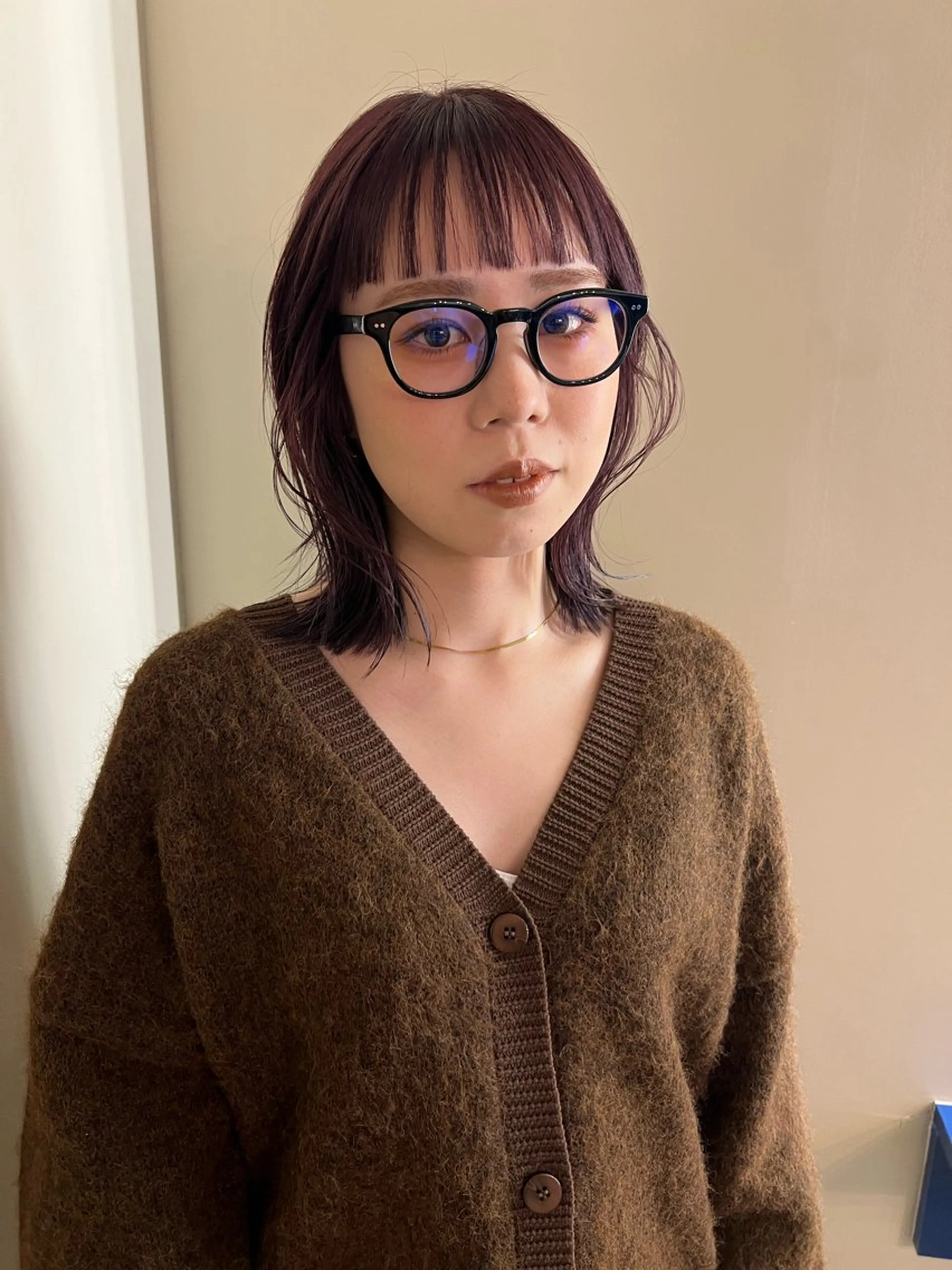 セミロング カラー ブリーチ デザインカラー ダブルカラー インナーカラー ブリーチなしカラー 札幌美容室 Une所属・《Une》 hinariのヘアスタイル