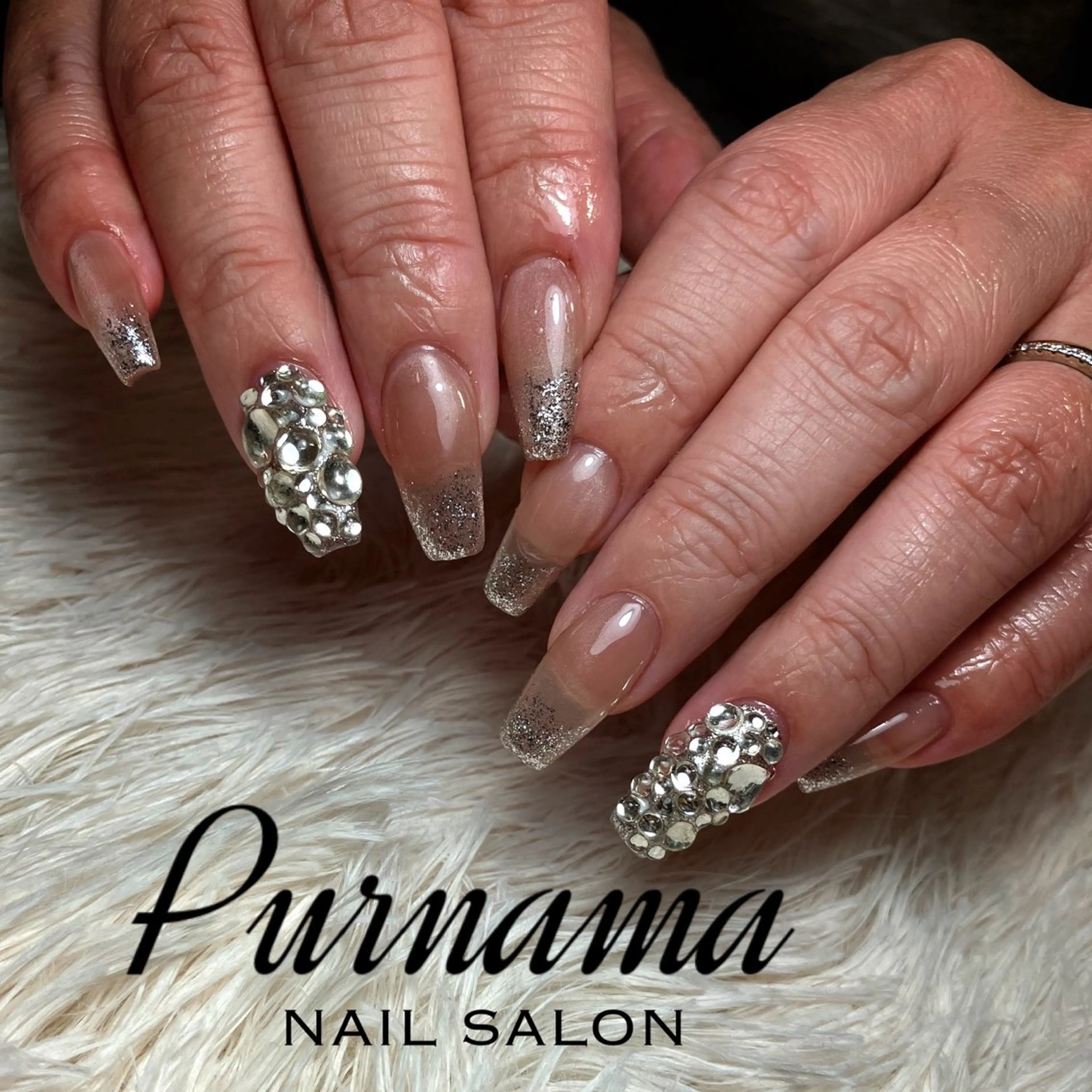 ネイル ハンドネイル Purnama(ﾌﾟﾙﾅﾓ)所属・Purnama あきのネイルデザイン