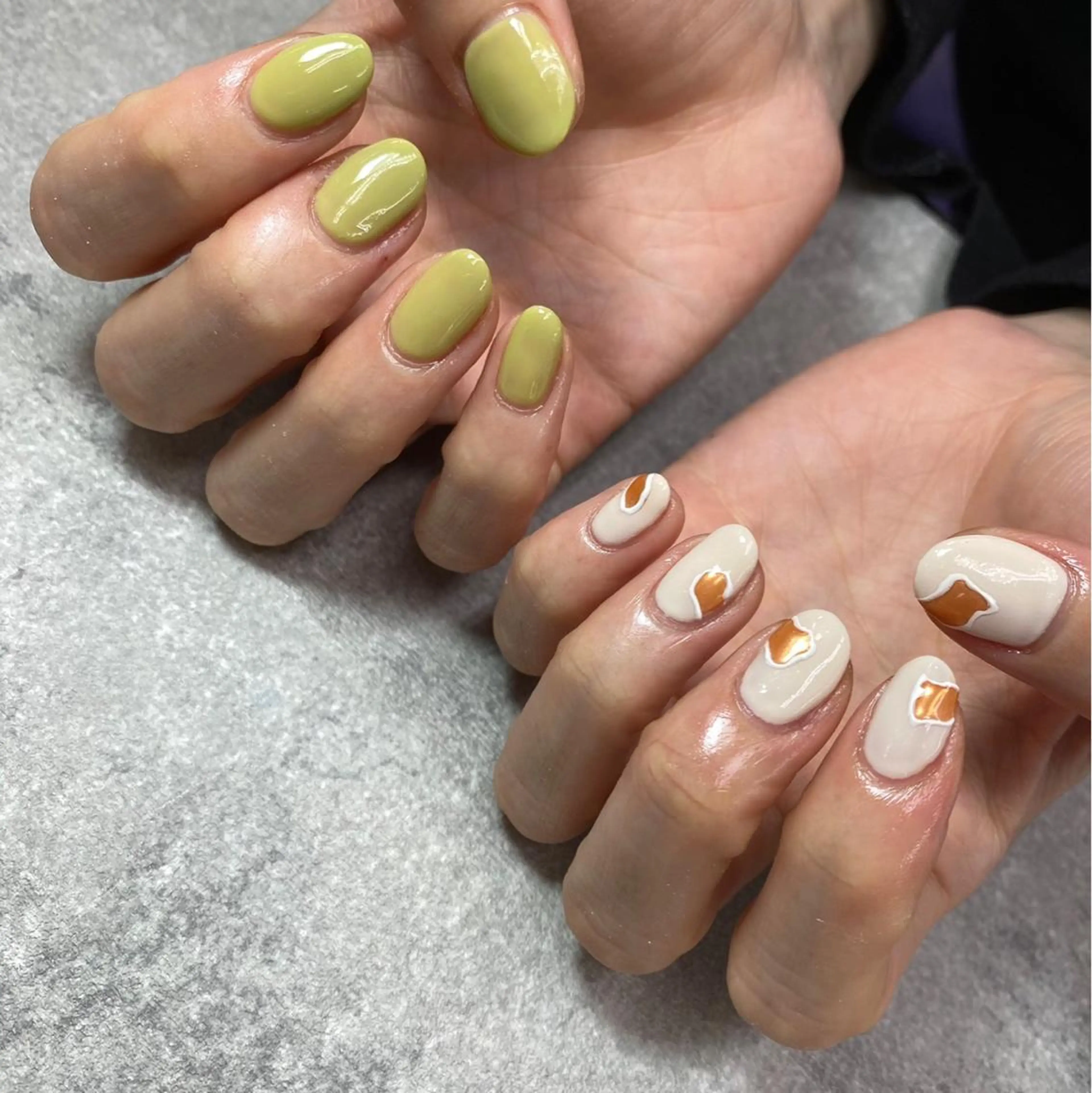 ネイル グリーン ミラーネイル ニュアンスネイル ワンカラーネイル ホワイト ハンドネイル FASTNAIL PLUS 新宿店のネイルデザイン