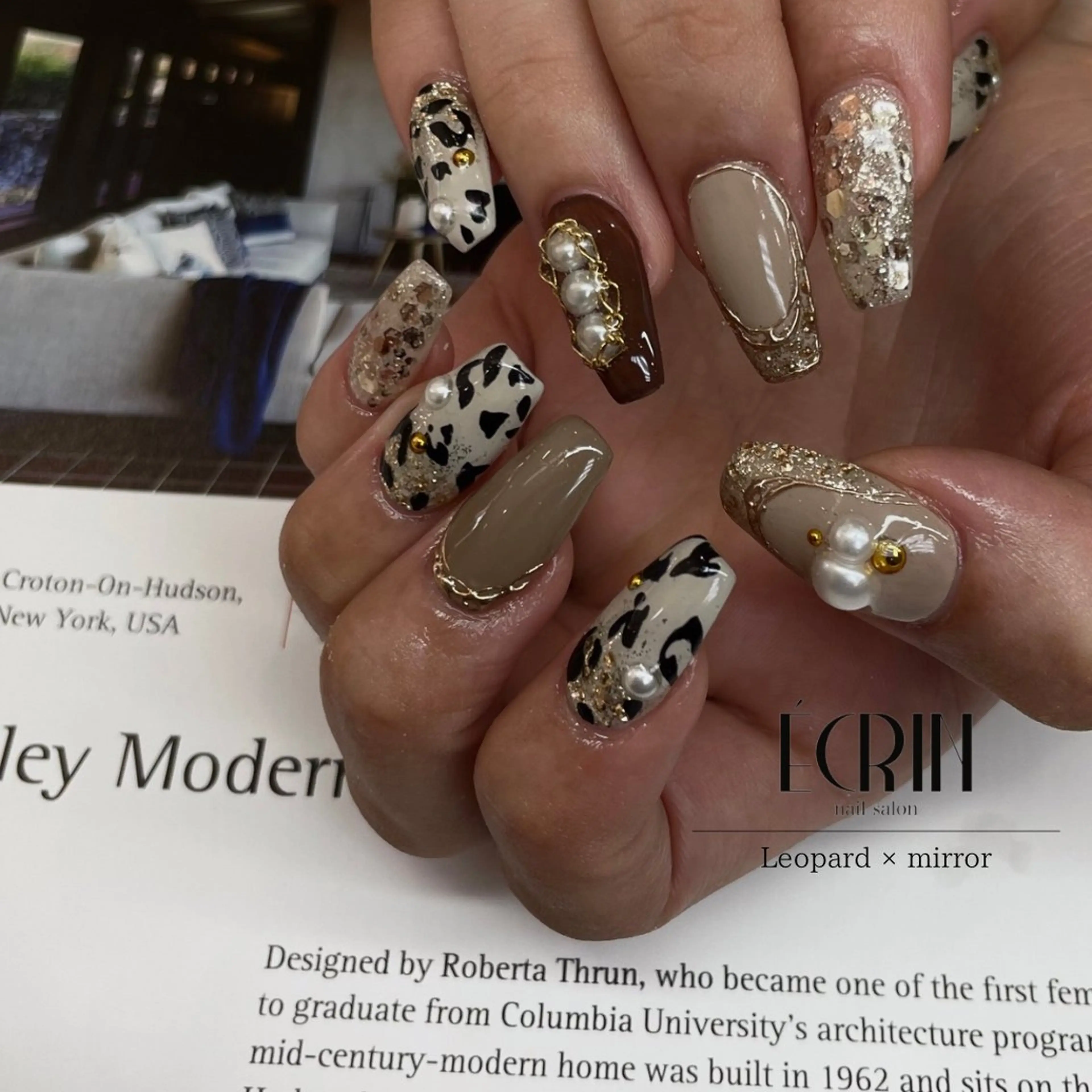 ロング écrin所属・kouno megumiのネイルデザイン