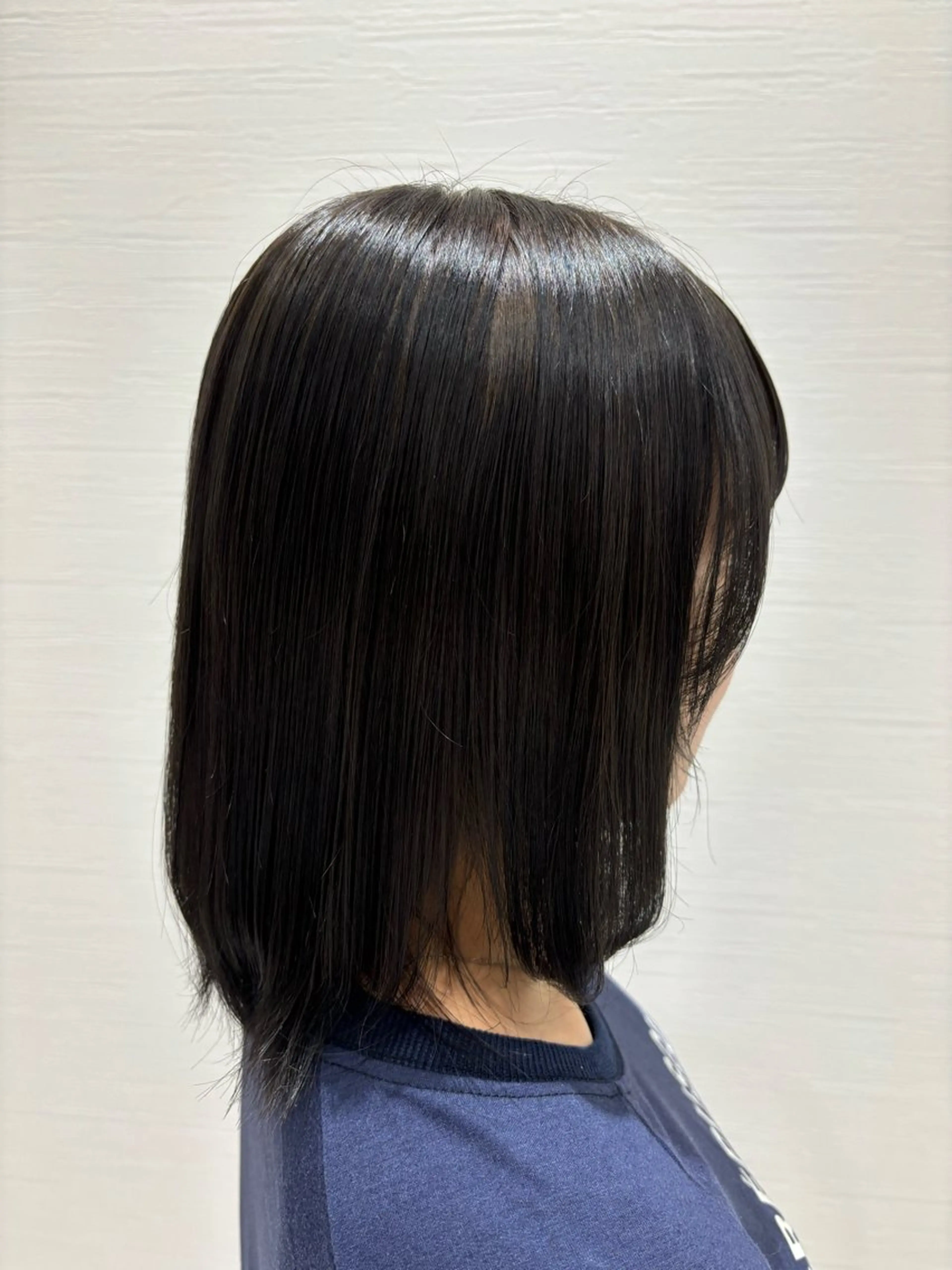 カラー 篠田 綾乃のヘアスタイル