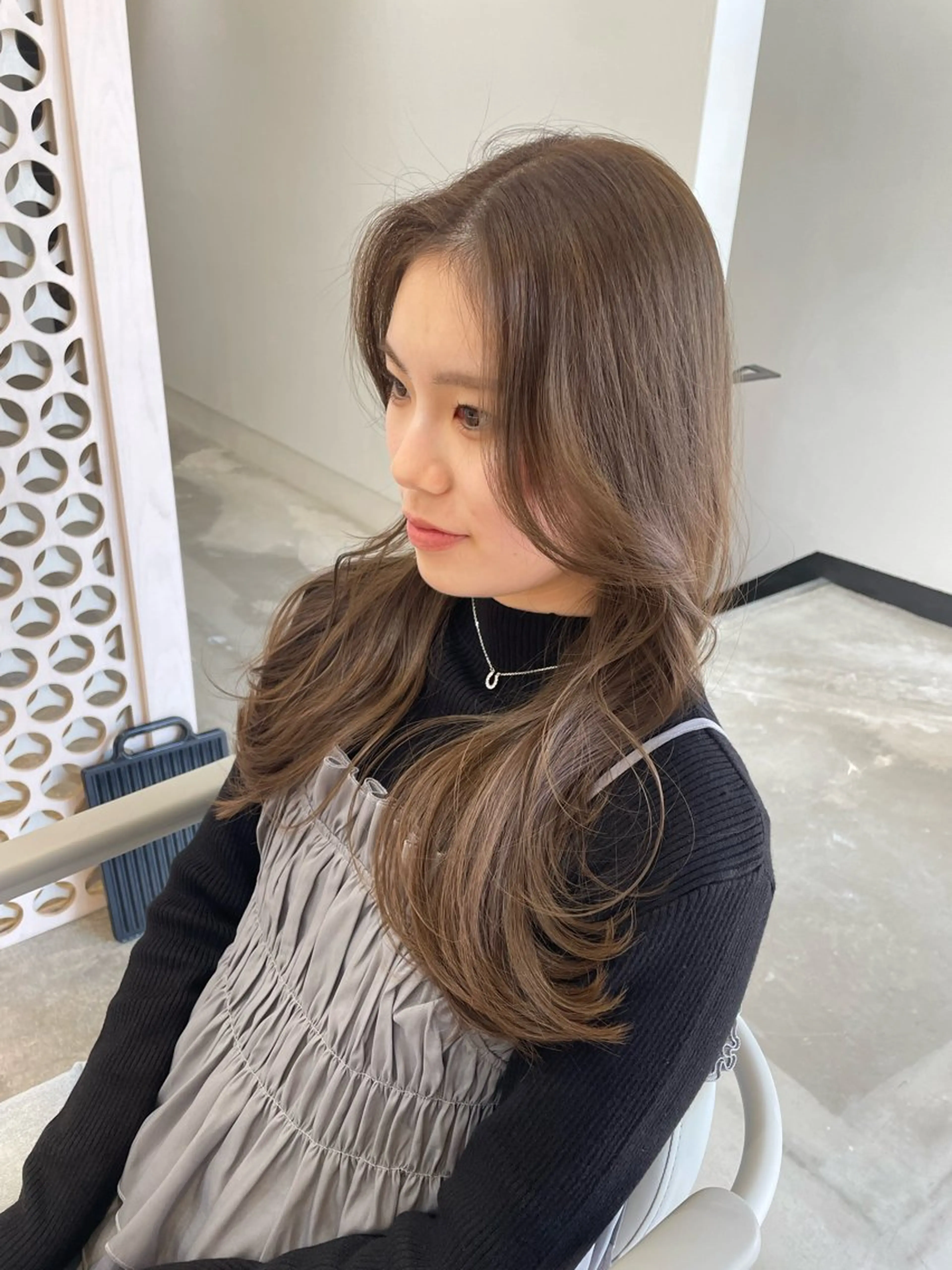 ロング 顔まわりレイヤー 姫カット 韓国風ヘア レイヤーカット ロング nuu 栄所属・🧸SAKI🎀 韓国レイヤーのヘアスタイル