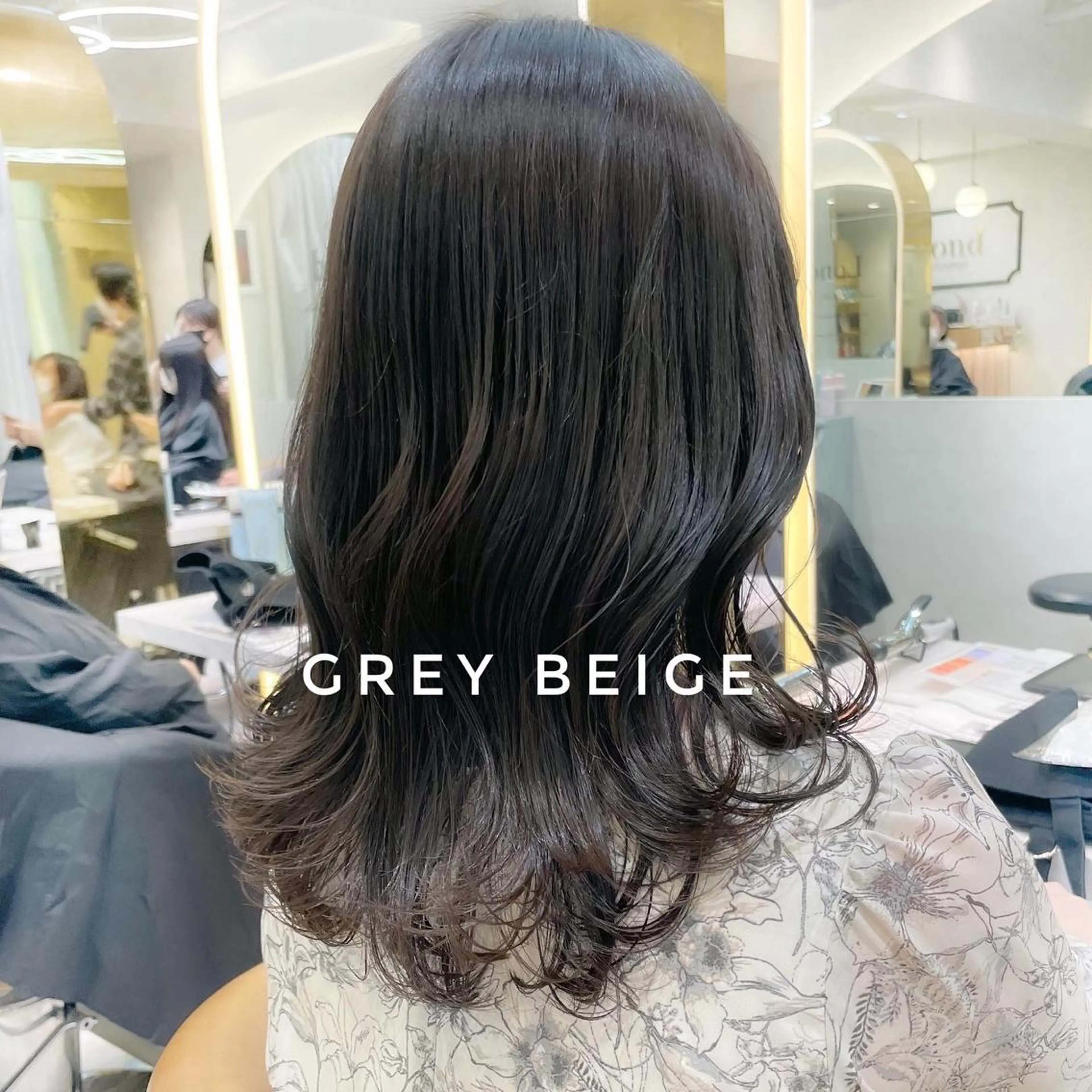 ミディアム カット ヘアカラー トリートメント 産休中2026.4月 復帰予定/野崎華代のヘアスタイル