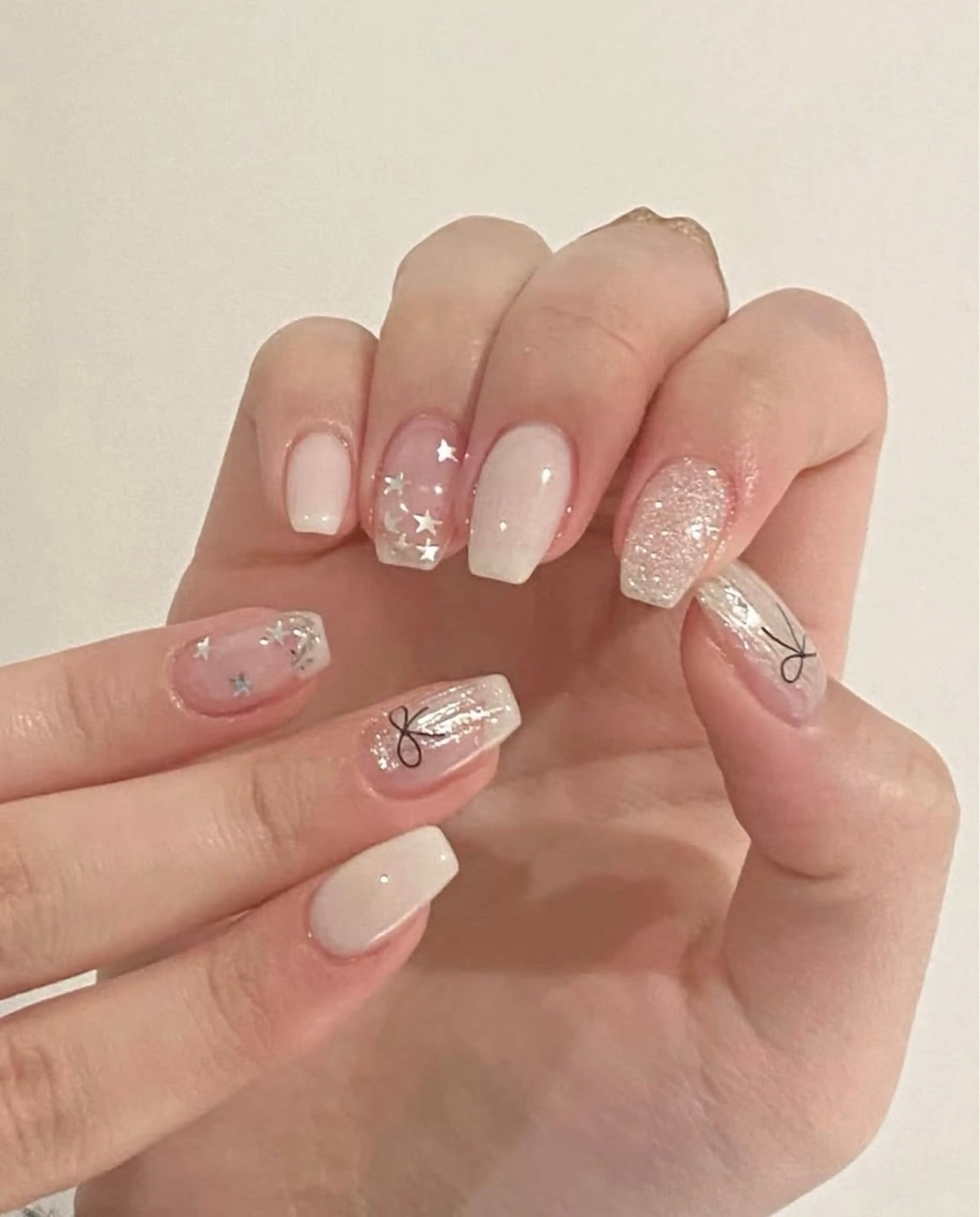 ネイル 穎 アオリのネイルデザイン