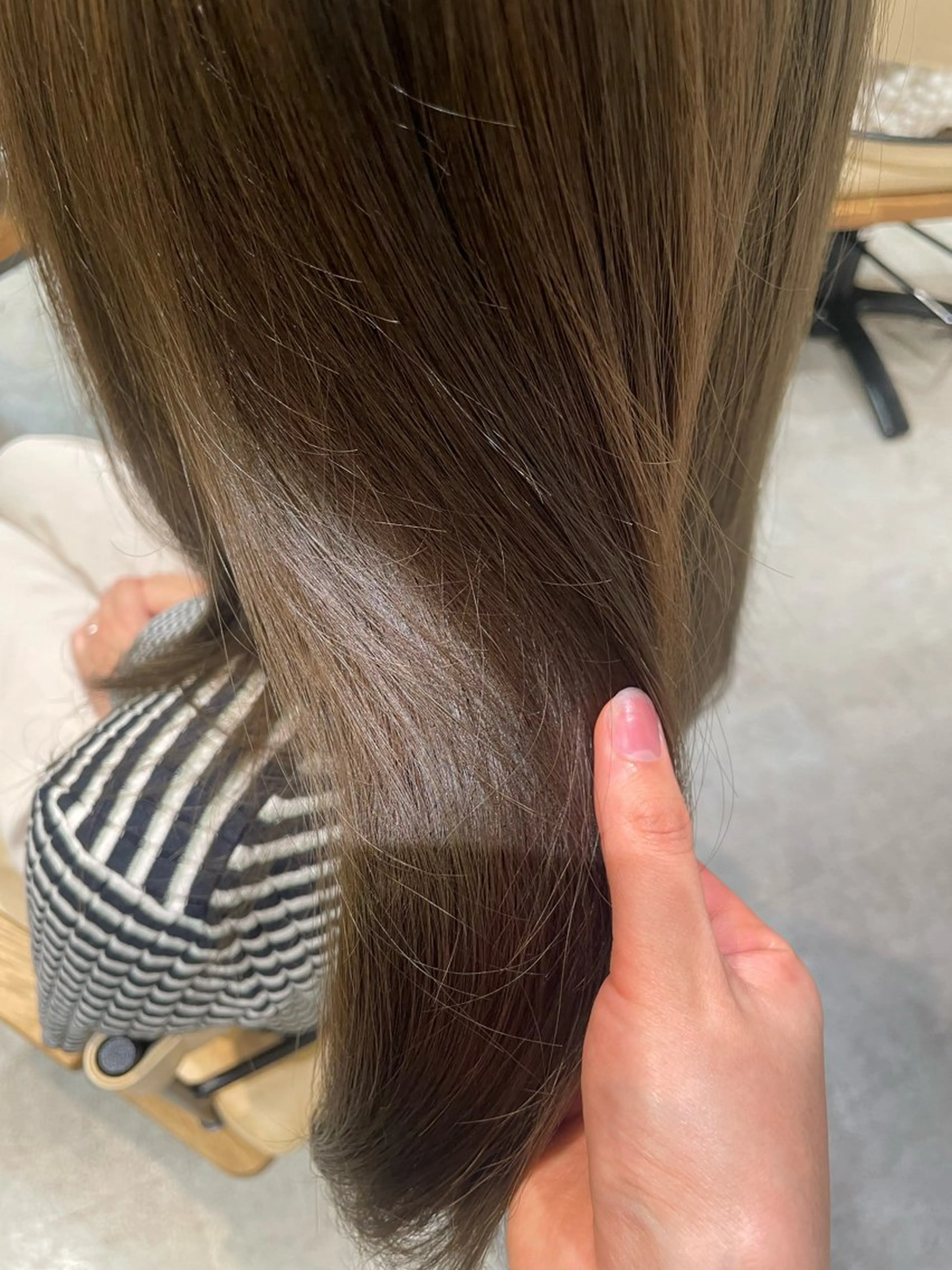 ミディアム カラー 上野 恵子のヘアスタイル