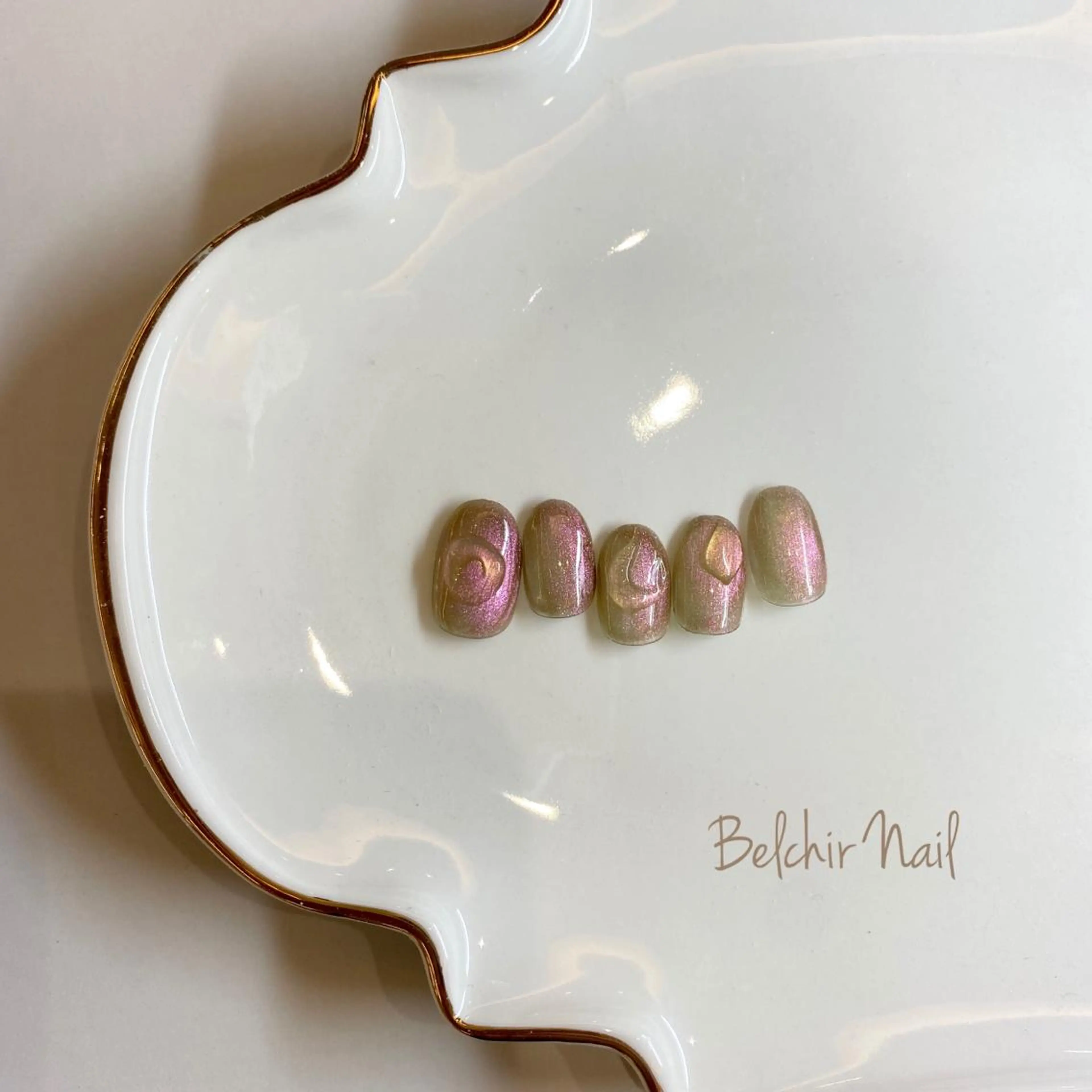 ネイル マグネットネイル フリーランス¨̮⃝ ネイリストOKADAのネイルデザイン