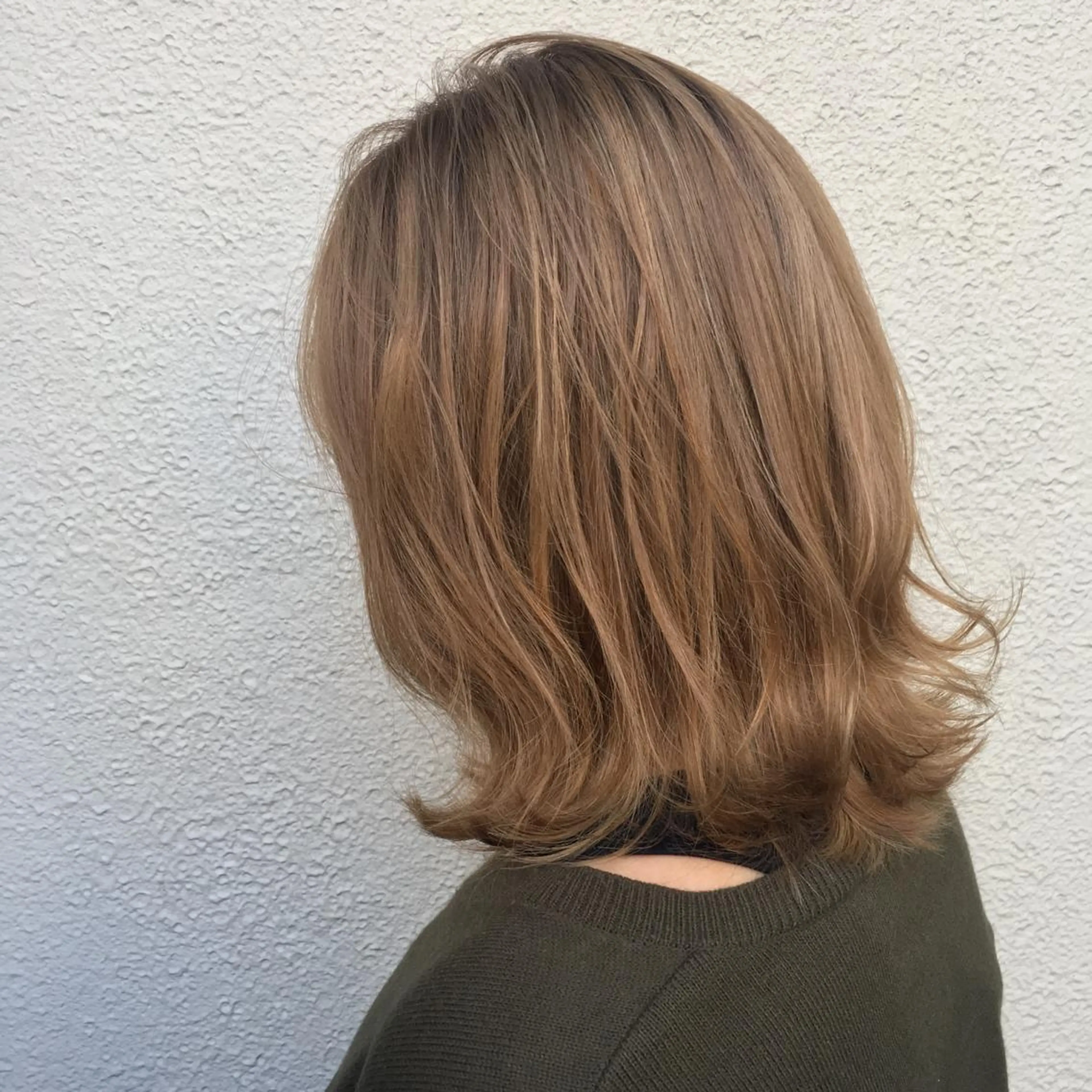 セミロング カラー ラブーケ中川中島店 クラタチカコのヘアスタイル