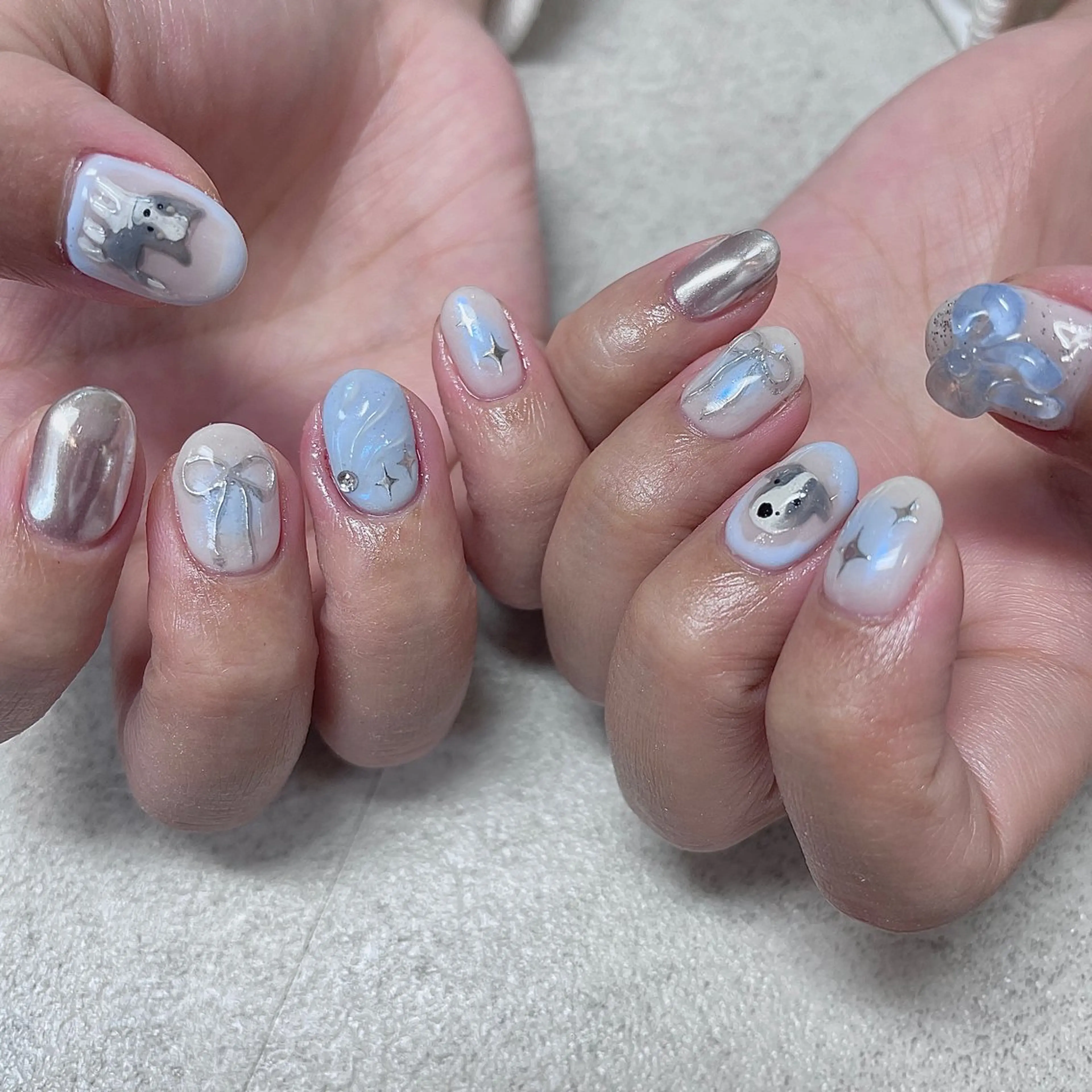 ネイル オーロラネイル ブルー チークネイル キラキラネイル 韓国ネイル ハンドネイル acs.n所属・ネイル，耳つぼ 風間すみれのその他イメージ