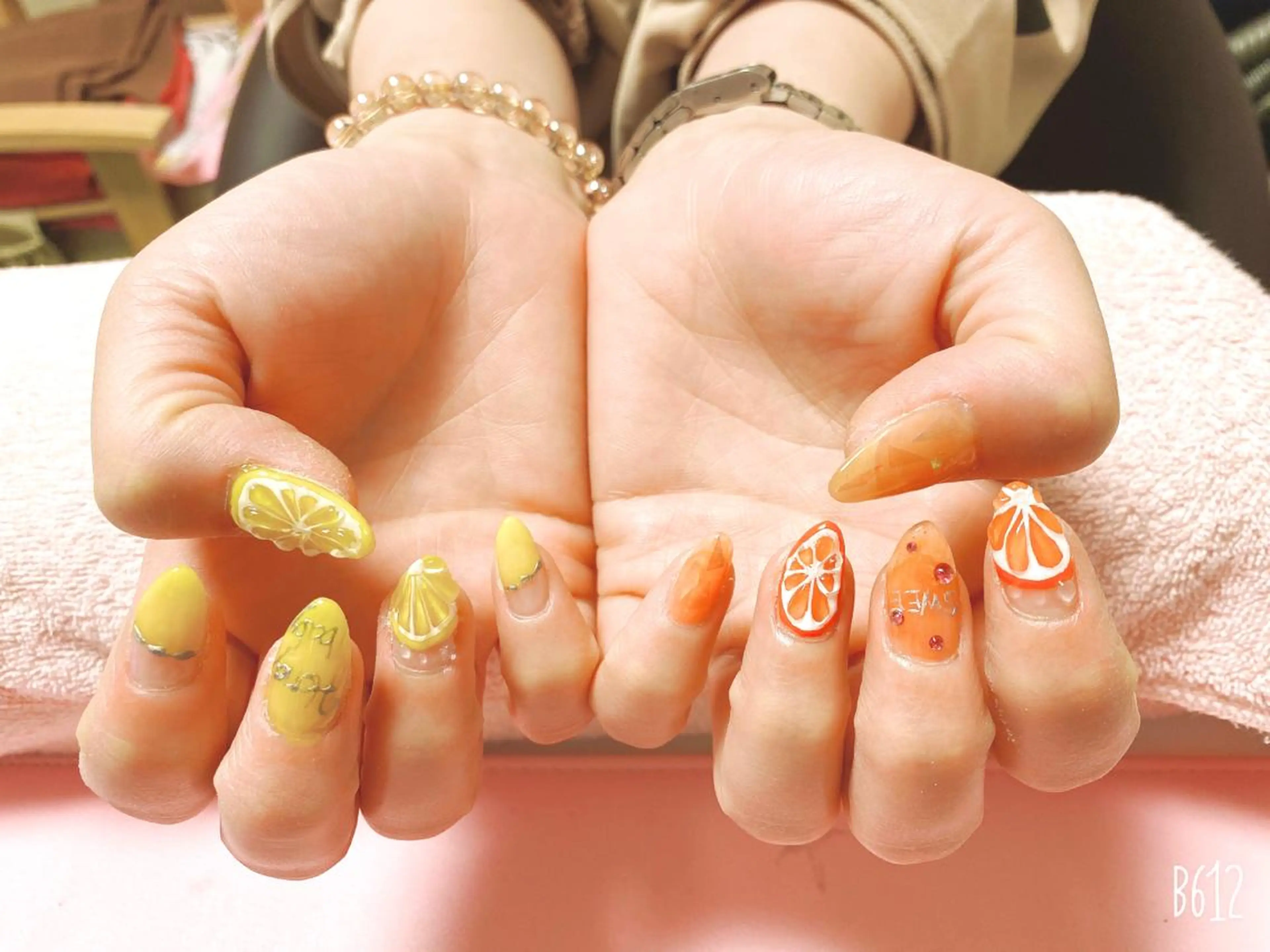 ネイル アートネイル VIST☆ ｍａｍｉのネイルデザイン