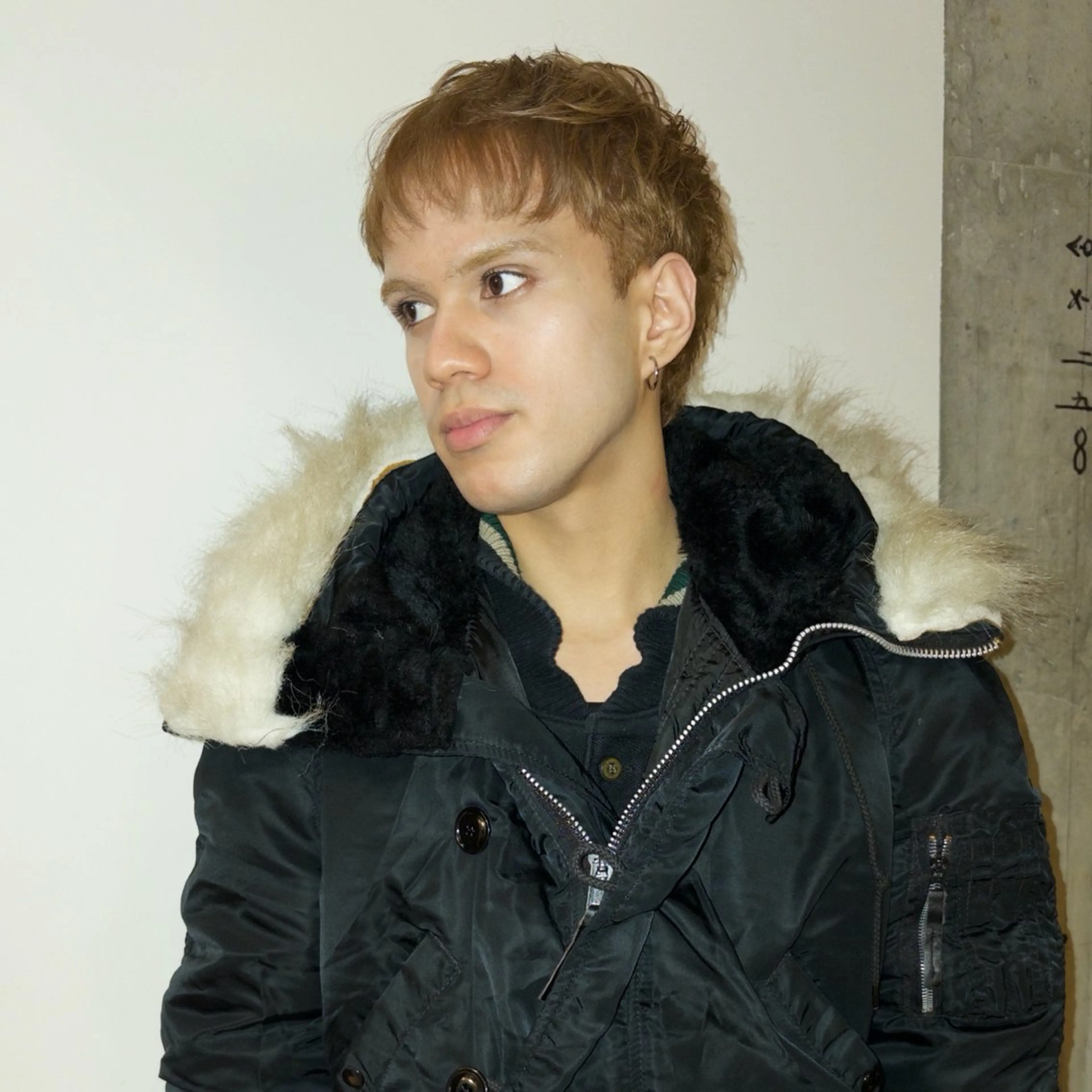 ショート カラー メンズ メンズブリーチ メンズハイトーン スパイキーショート ベージュカラー ブリーチ カット ヘアカラー 🔥メンズ特化🔥 ハイトーン/RUKIのヘアスタイル