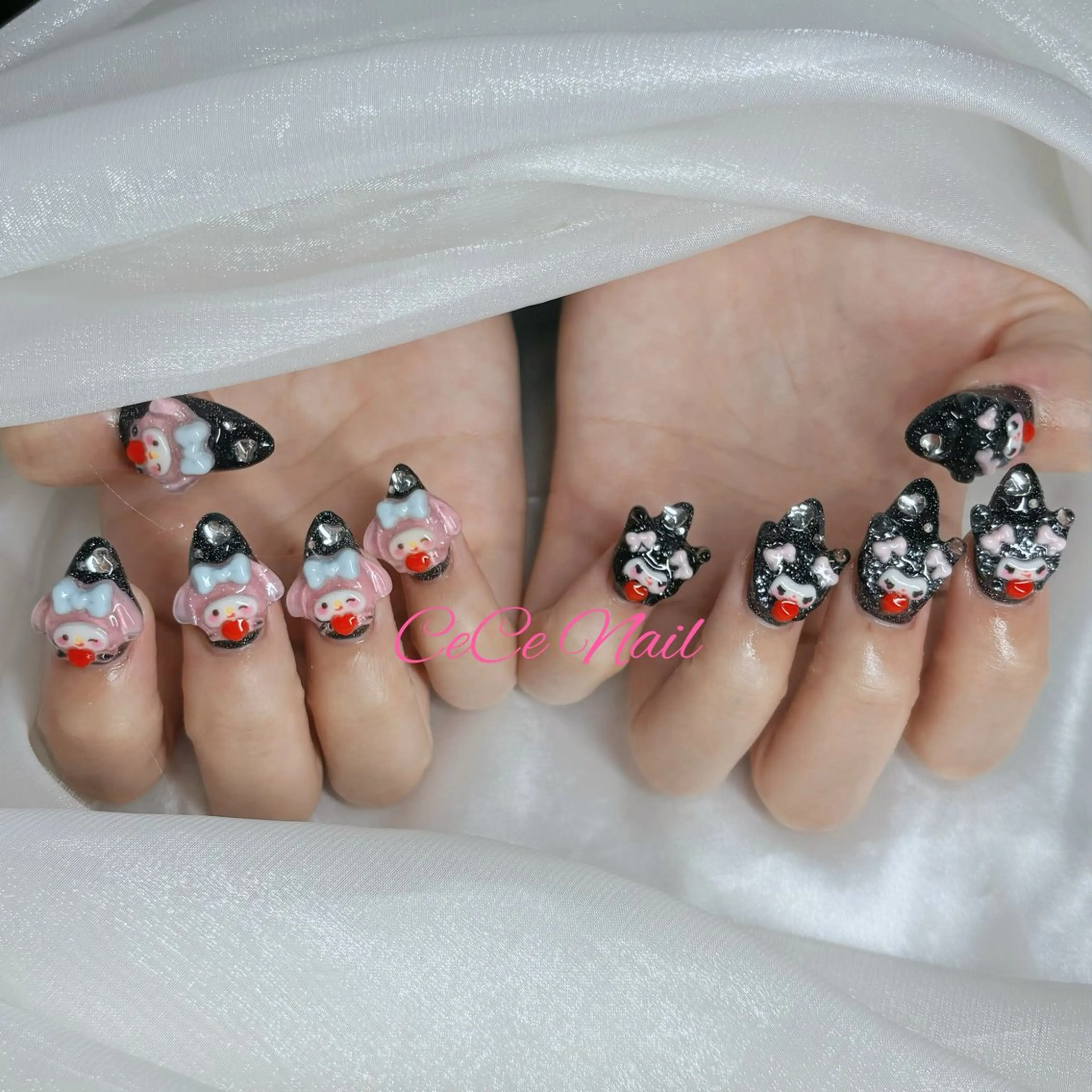 ネイル オーロラネイル 長さ出し フットネイル フレンチネイル ジェルネイル ハンドネイル CeCe Garden所属・CeCeGarden ✨️キラキラワンホンのネイルデザイン
