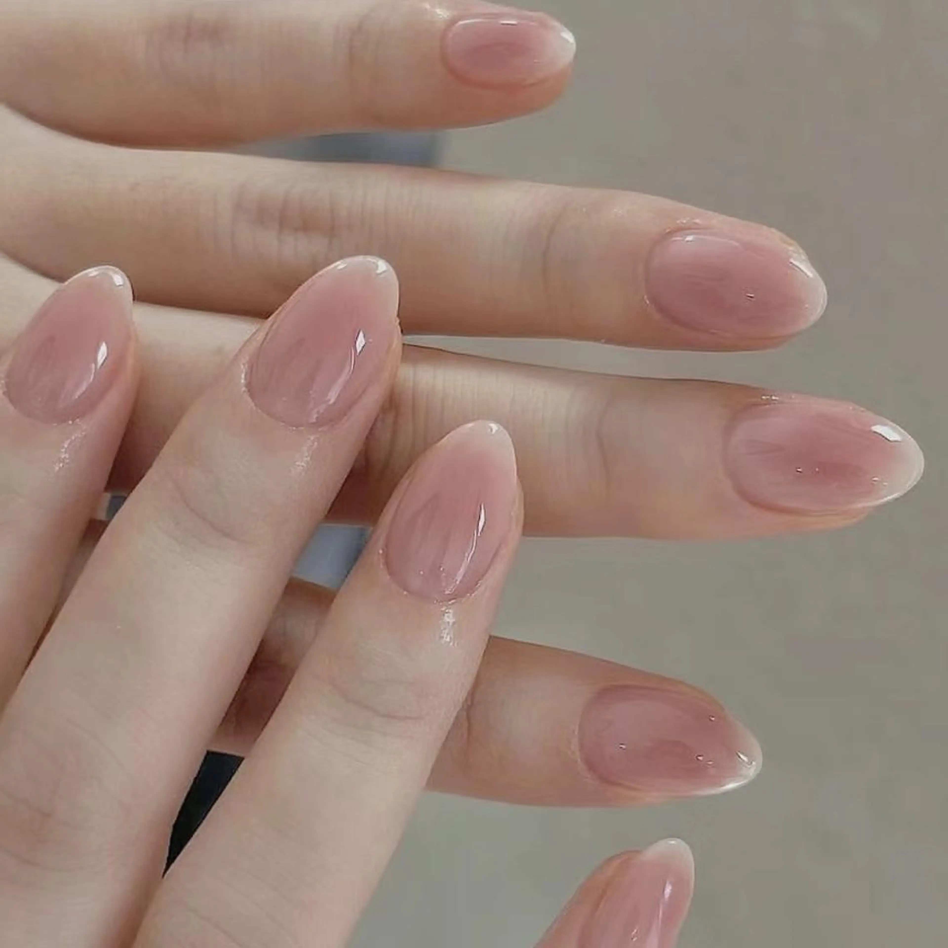 ネイル RAFFINE 月🦋🩵のネイルデザイン