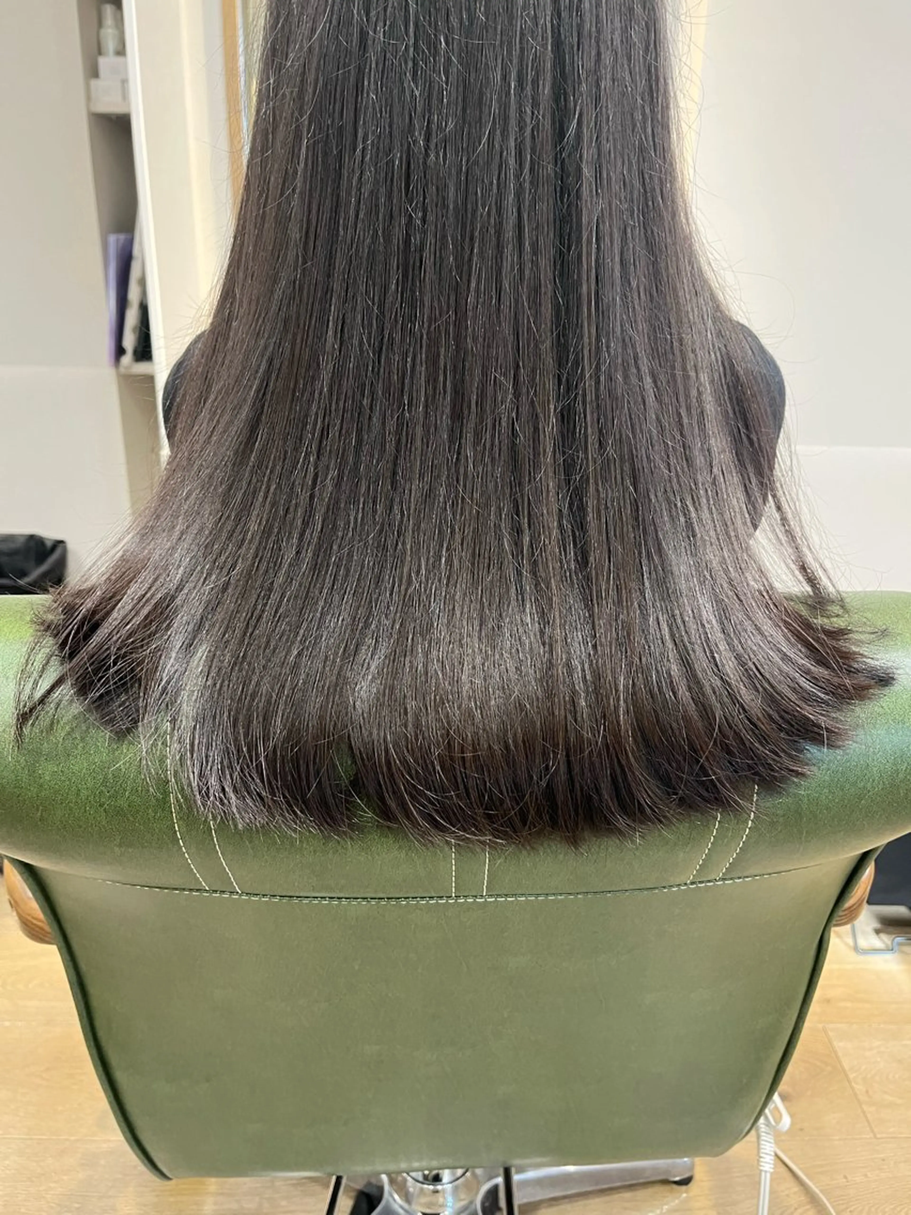 ロング 小鴨 美佳のヘアスタイル