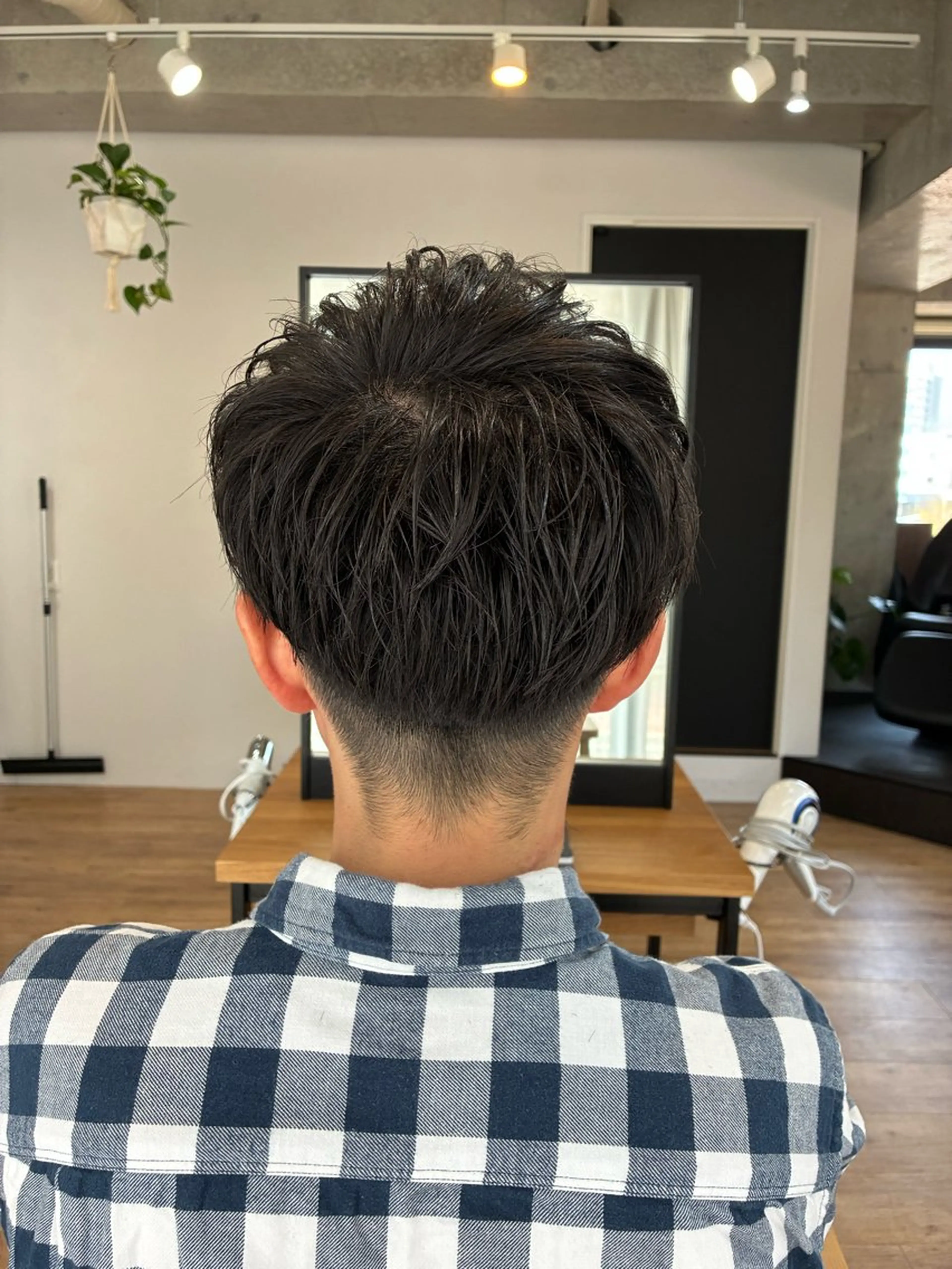 メンズ 伊東 亜梨紗のヘアスタイル