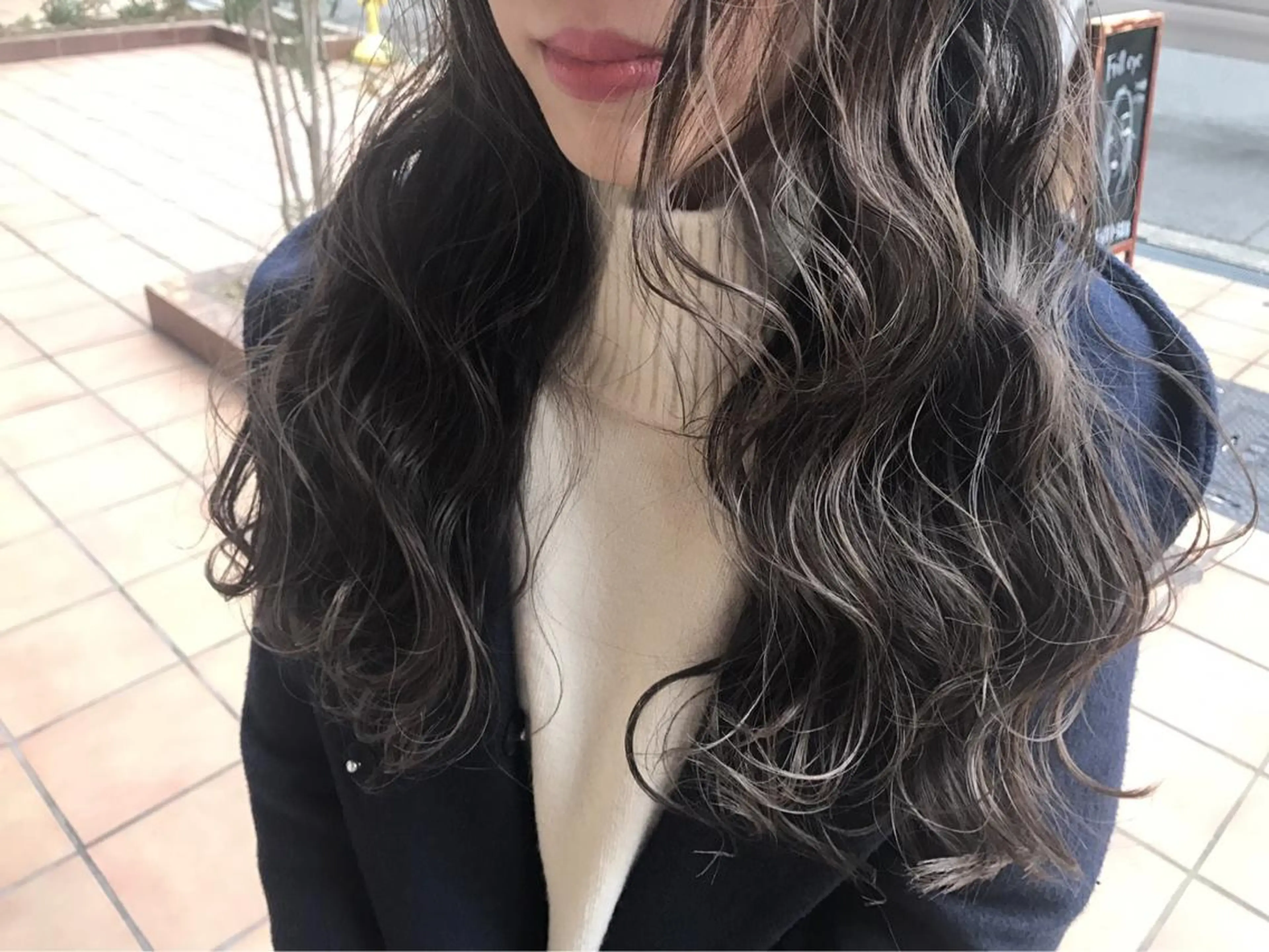 ロング カラー パーマ ヘアアレンジ メンズ キッズ マツエク・マツパ メンズハイライト グレージュ ハイライトカラー ハイライト Luela堅田所属・田中 裕士のヘアスタイル