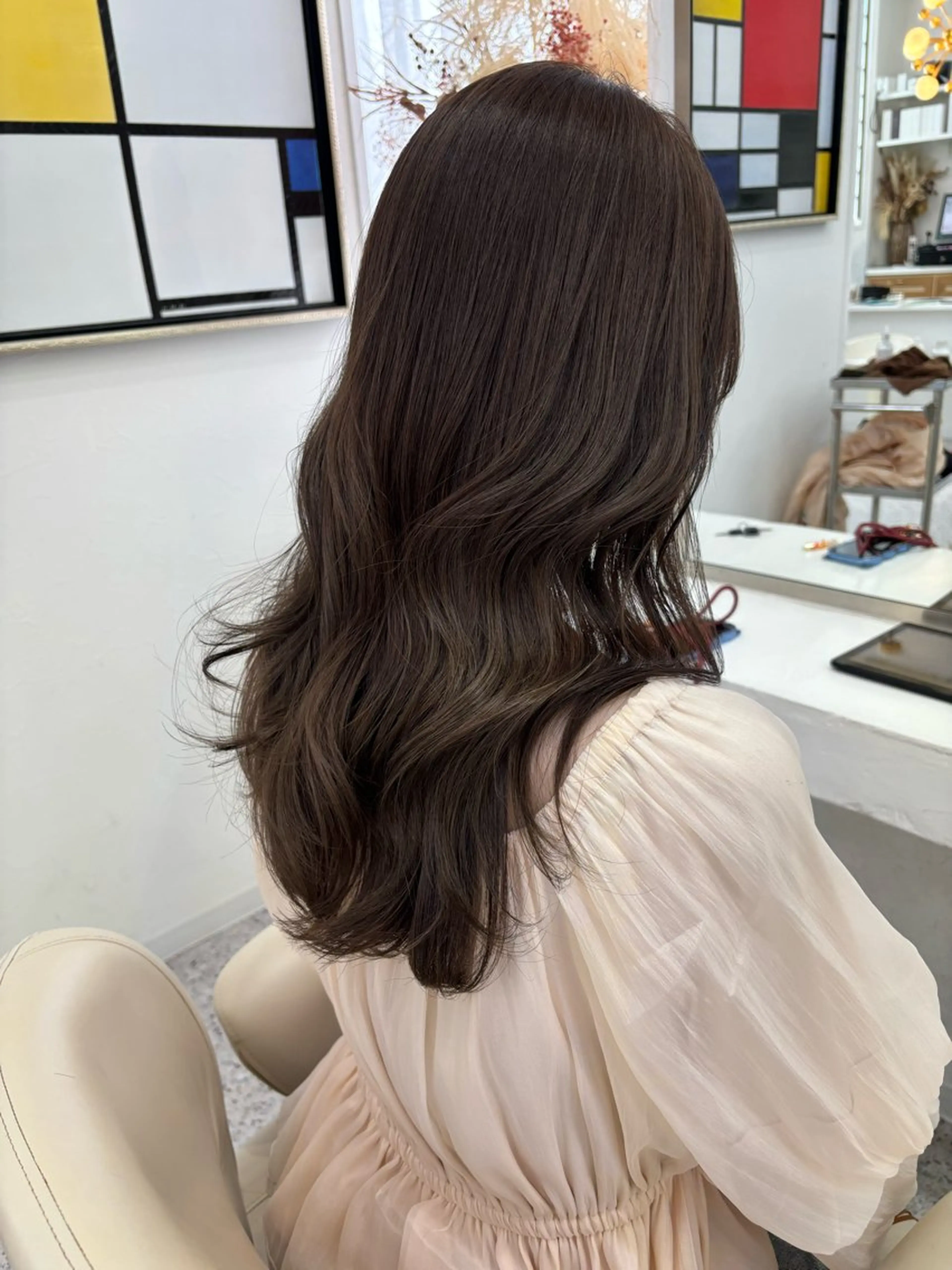 ロング カラー LOMARLIE JURIAのヘアスタイル