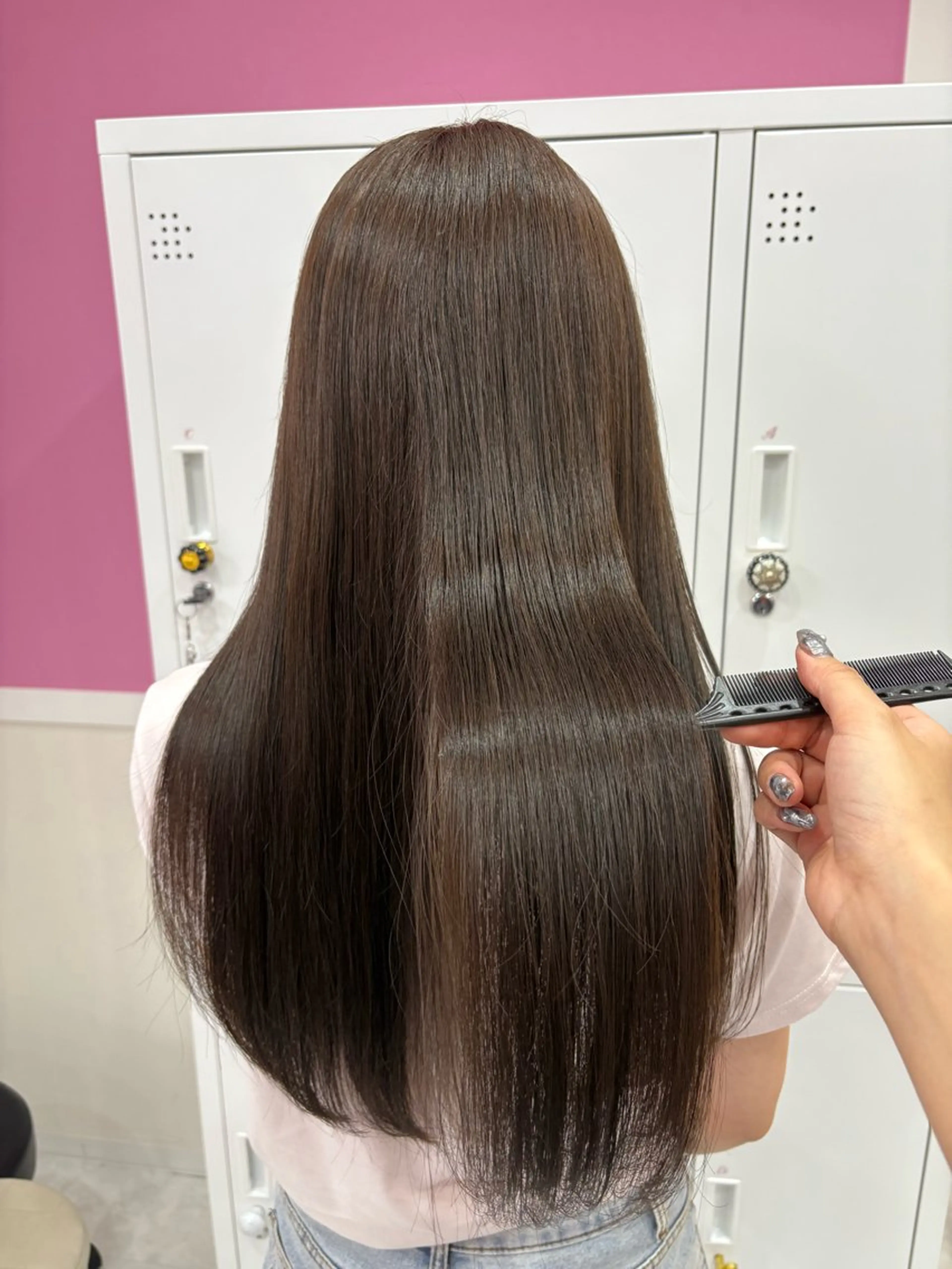 ロング カラー ブラウンカラー Hirona 縮毛矯正/髪質改善のヘアスタイル