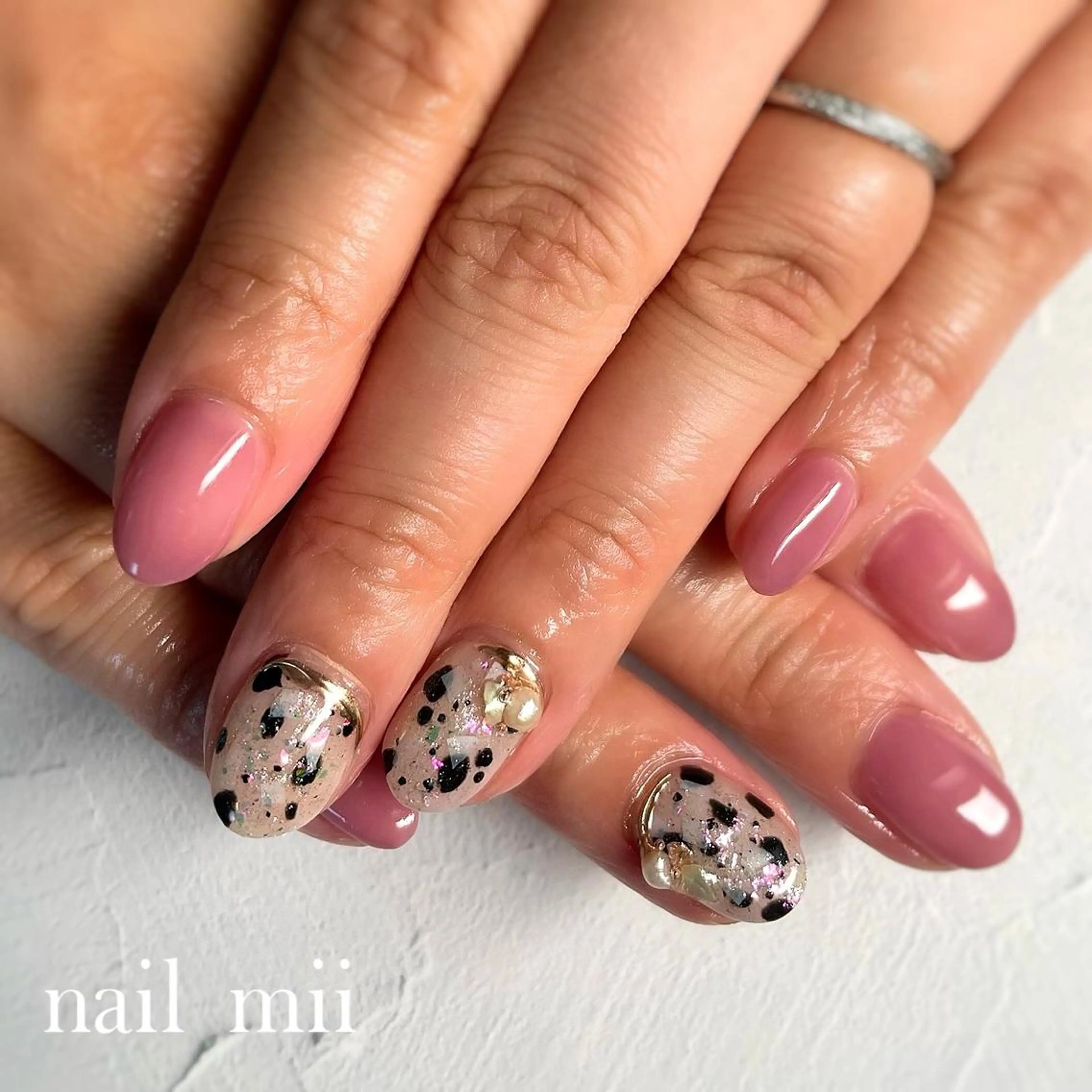 ネイル べっ甲ネイル ホワイト nail mii HIROMIのネイルデザイン