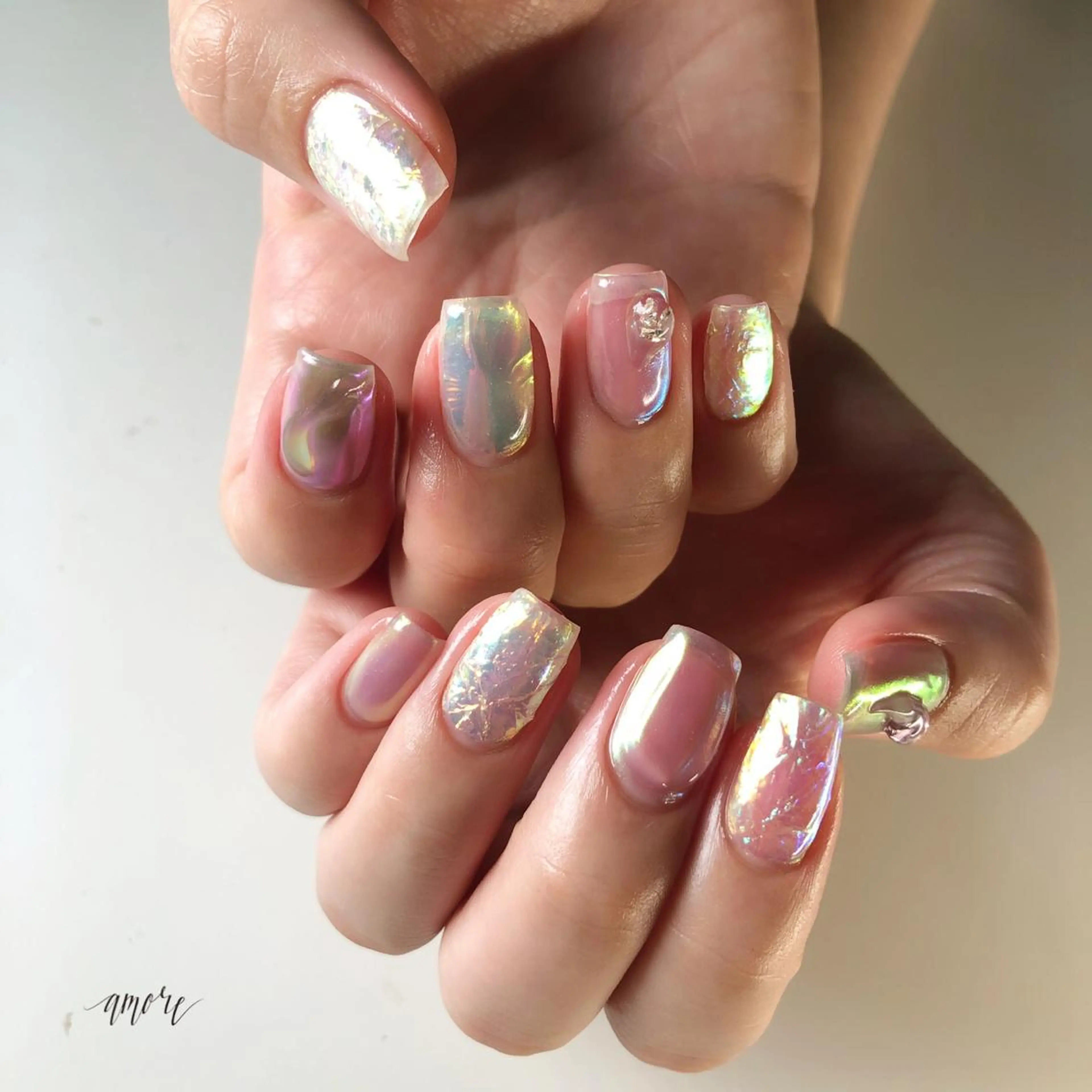 ネイル アートネイル ジェルネイル 氷ネイル・うるうるネイル マグネットネイル ミラーネイル You kyehwaのネイルデザイン