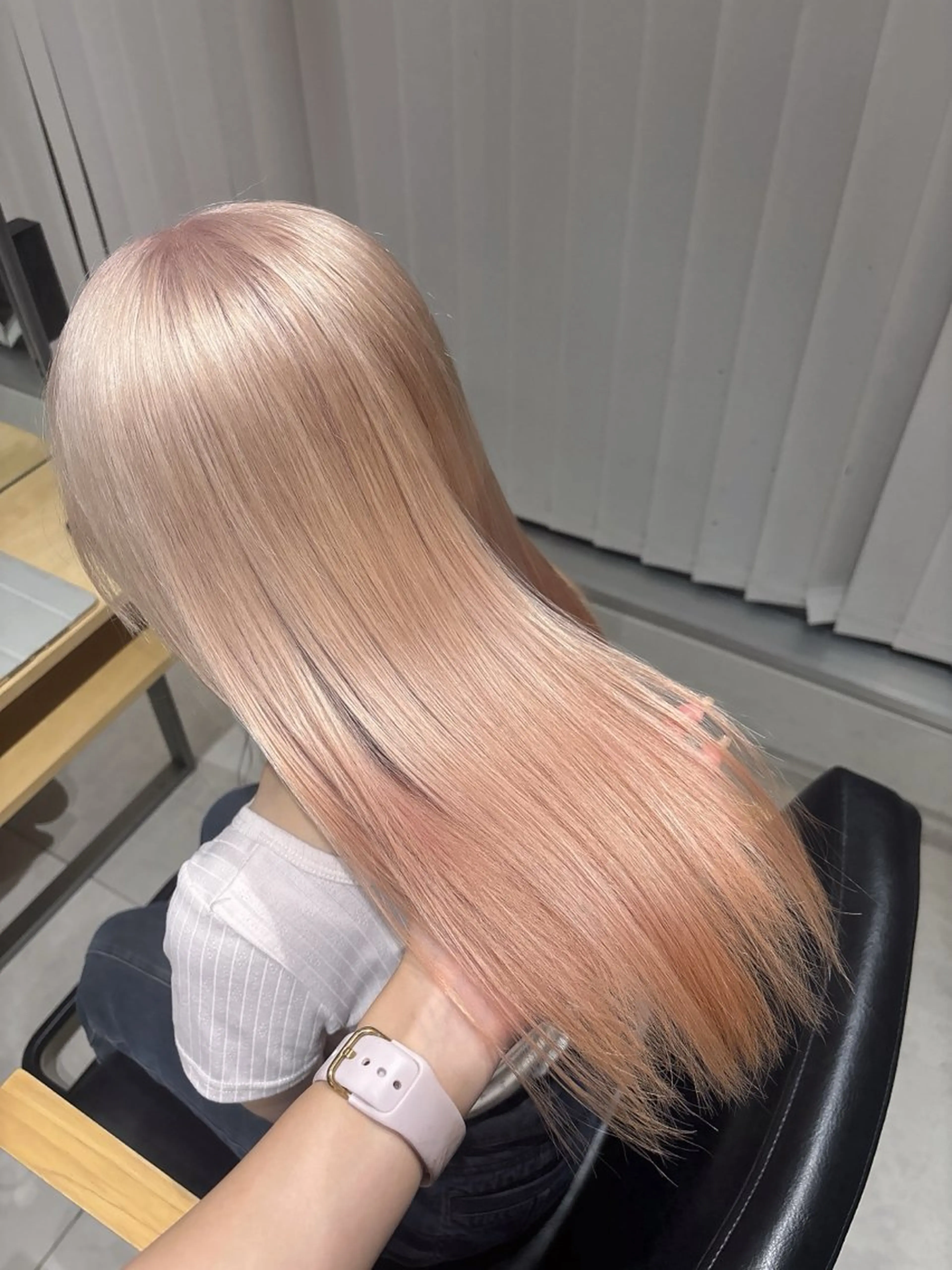 セミロング カラー ヘアアレンジ ヘアカラー ヘッドスパ ヘアセット ベージュ/グレージュ 🧸あやか/表参道のヘアスタイル