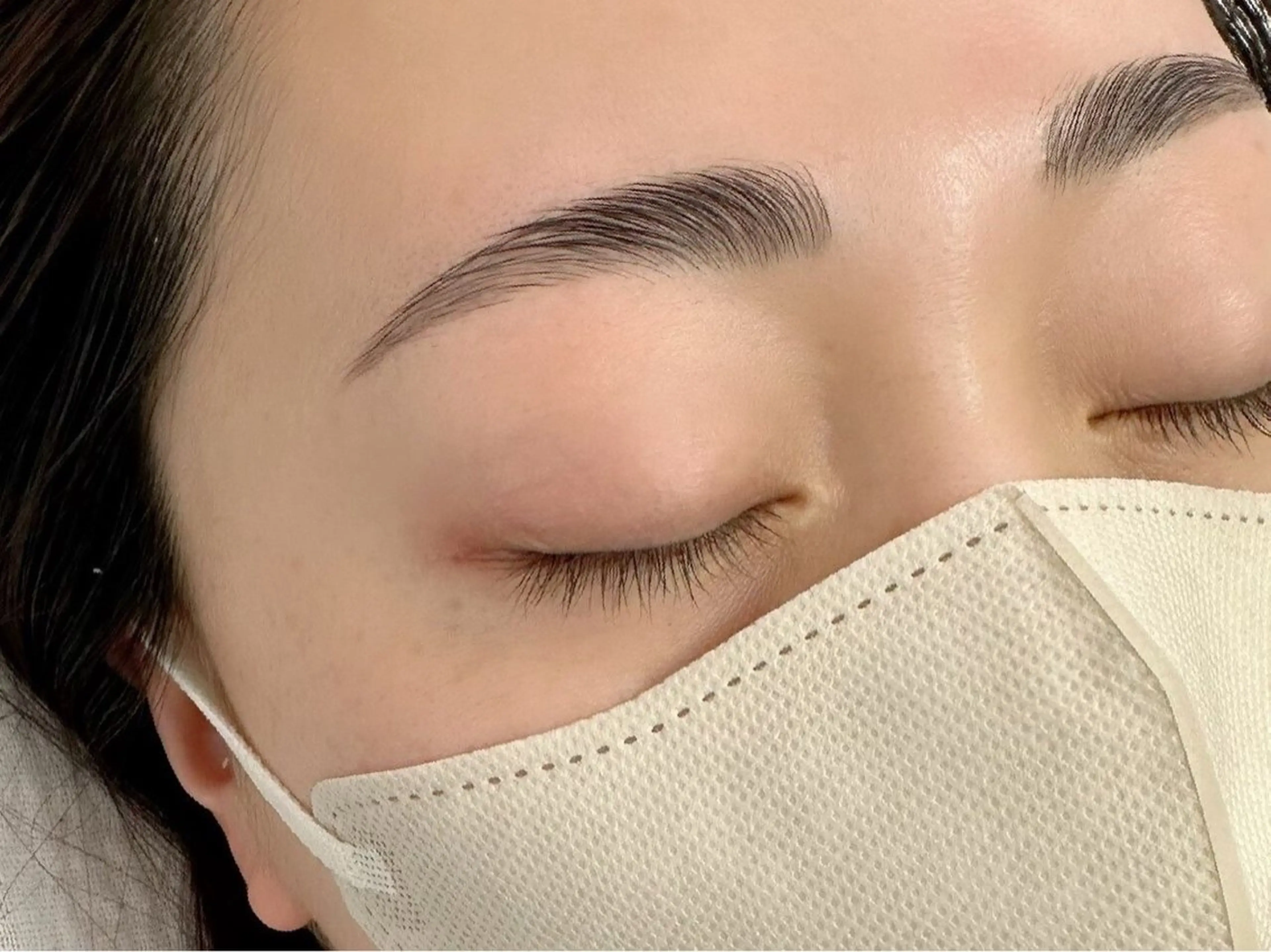 アイブロウ ハリウッドブロウリフト Lamer 理心のネイルデザイン