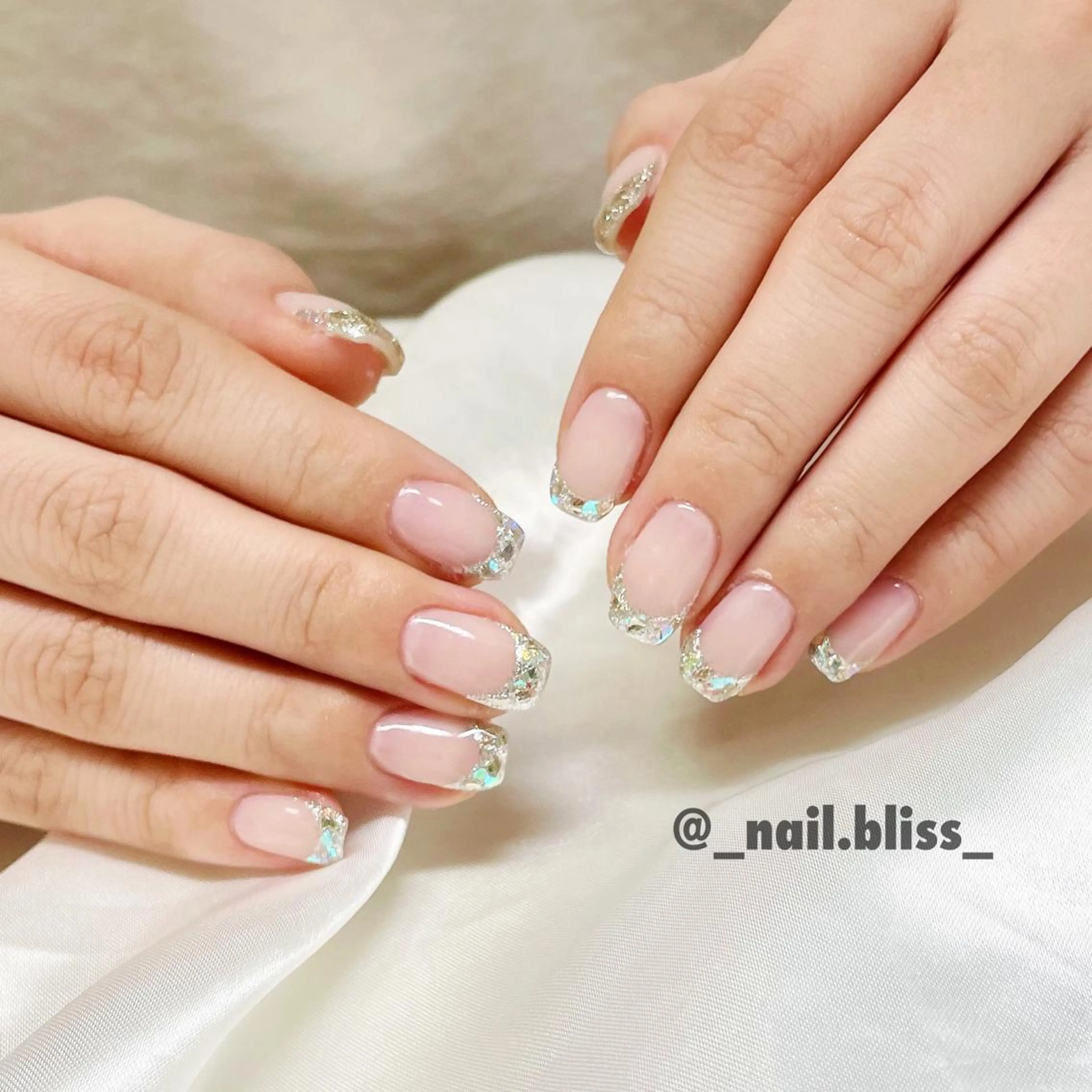 ネイル フレンチネイル ガラスフレンチ ハンドネイル NAIL BLISSのネイルデザイン