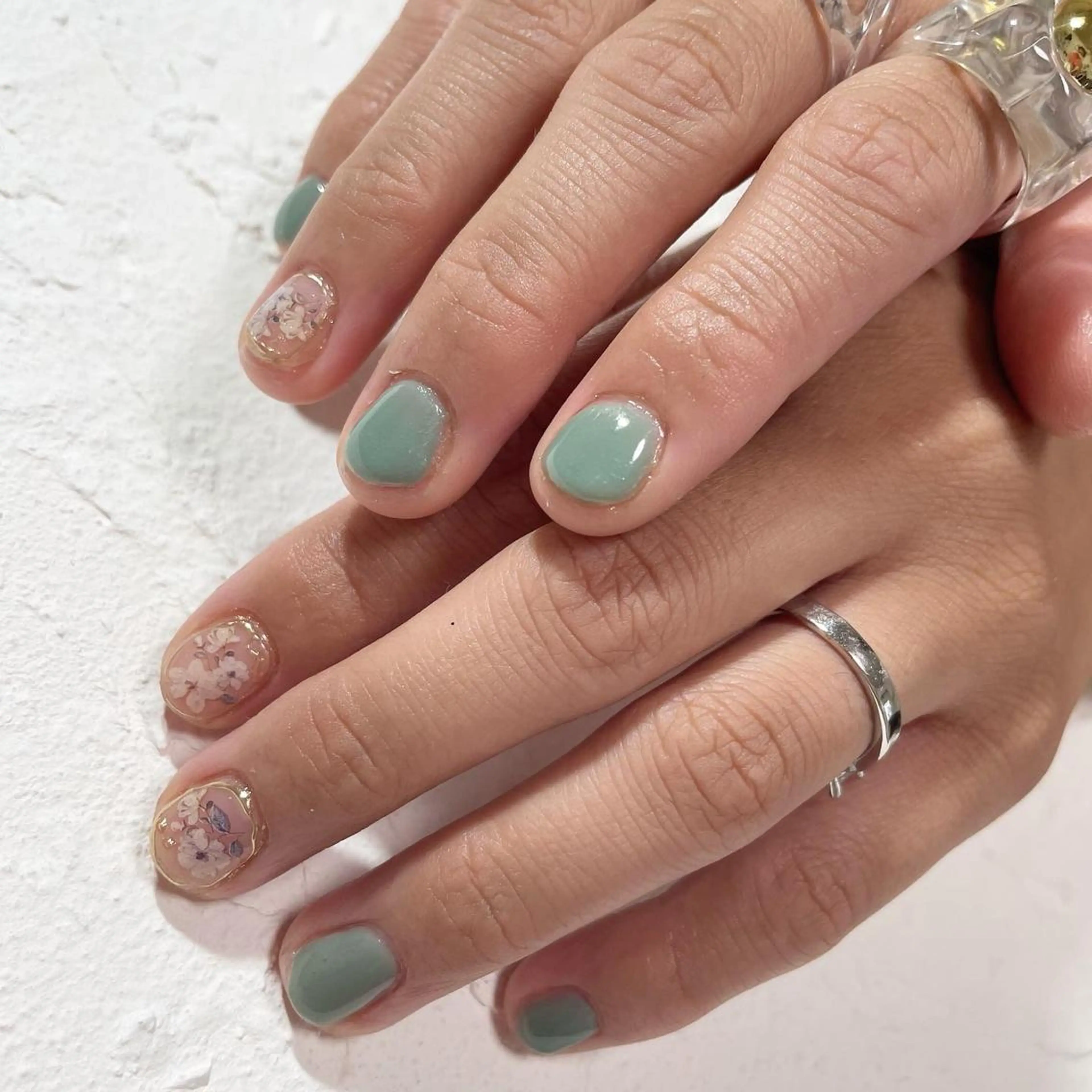 ネイル nail.gorin所属・吉村 優子のネイルデザイン