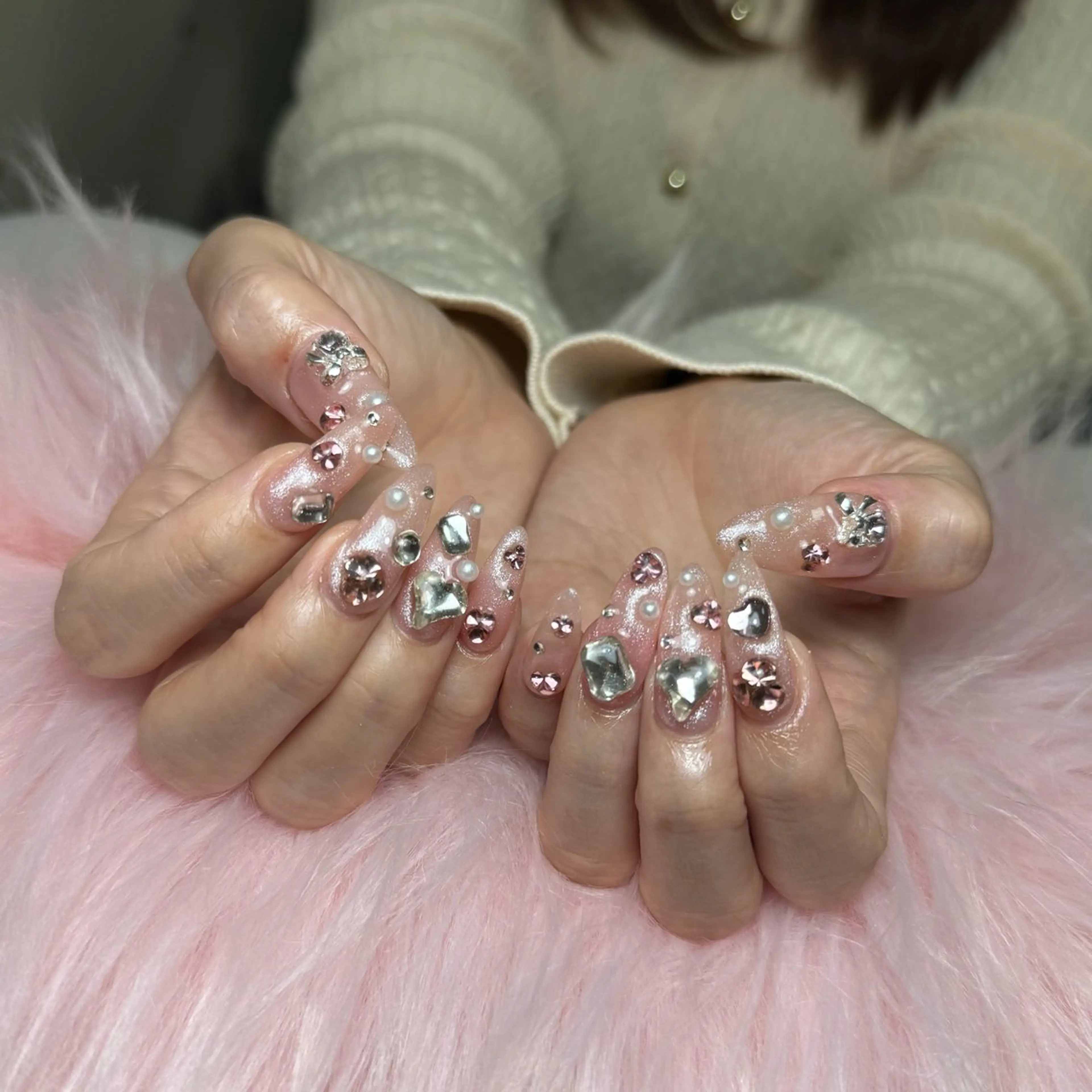 ネイル ジェルネイル マグネットネイル ミラーネイル パラジェル ネイルチップ KITTY_NAILS所属・KITTY nailsのネイルデザイン