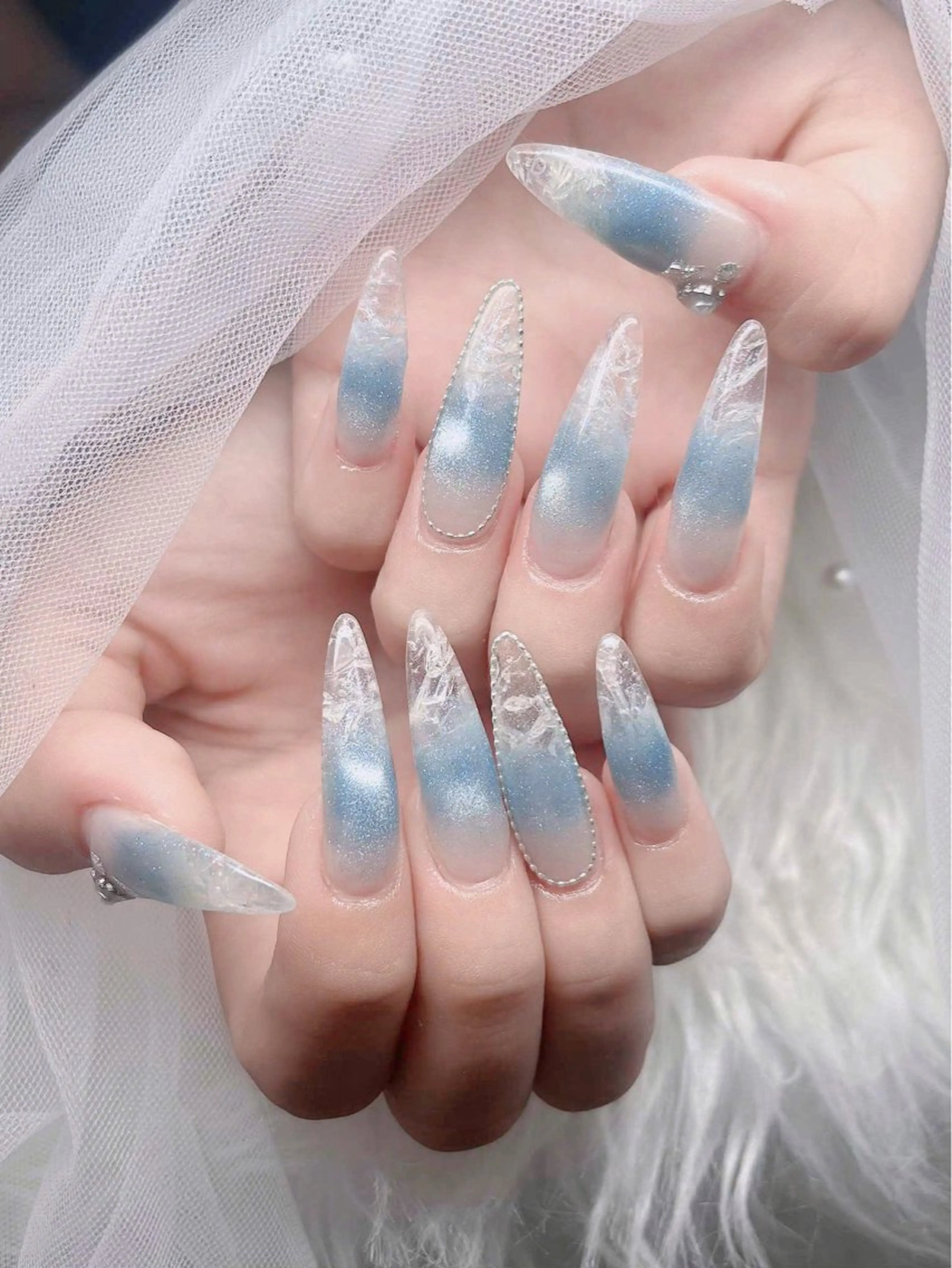 ネイル オーロラネイル フレンチネイル ジェルネイル ハロウィン 韓国ネイル ハンドネイル H.baby Nail Salonのネイルデザイン