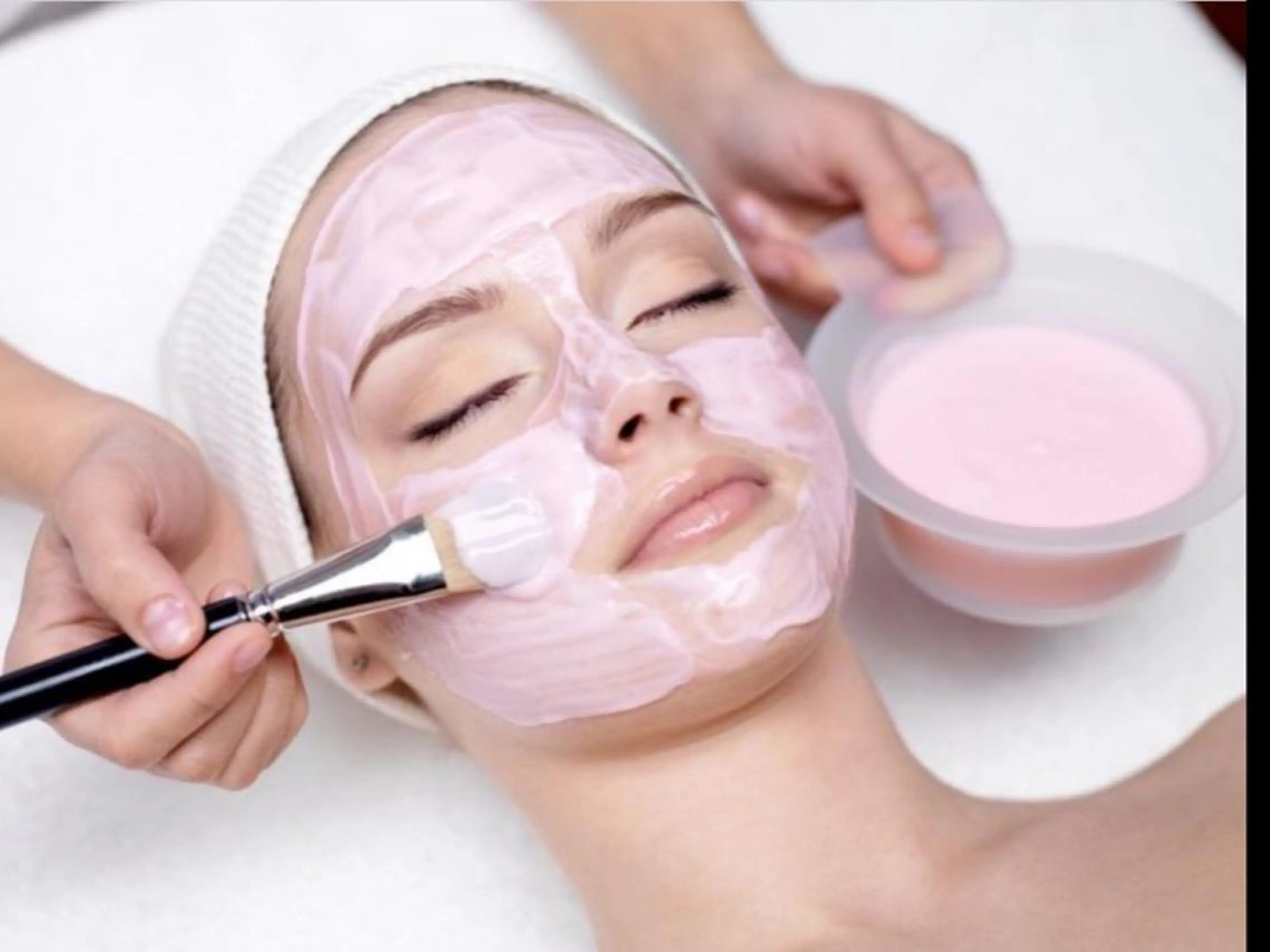 お手軽40分コース☆ミニモ限定毛穴洗浄とエレクトロバブルで水光肌なお肌に😌✨の写真