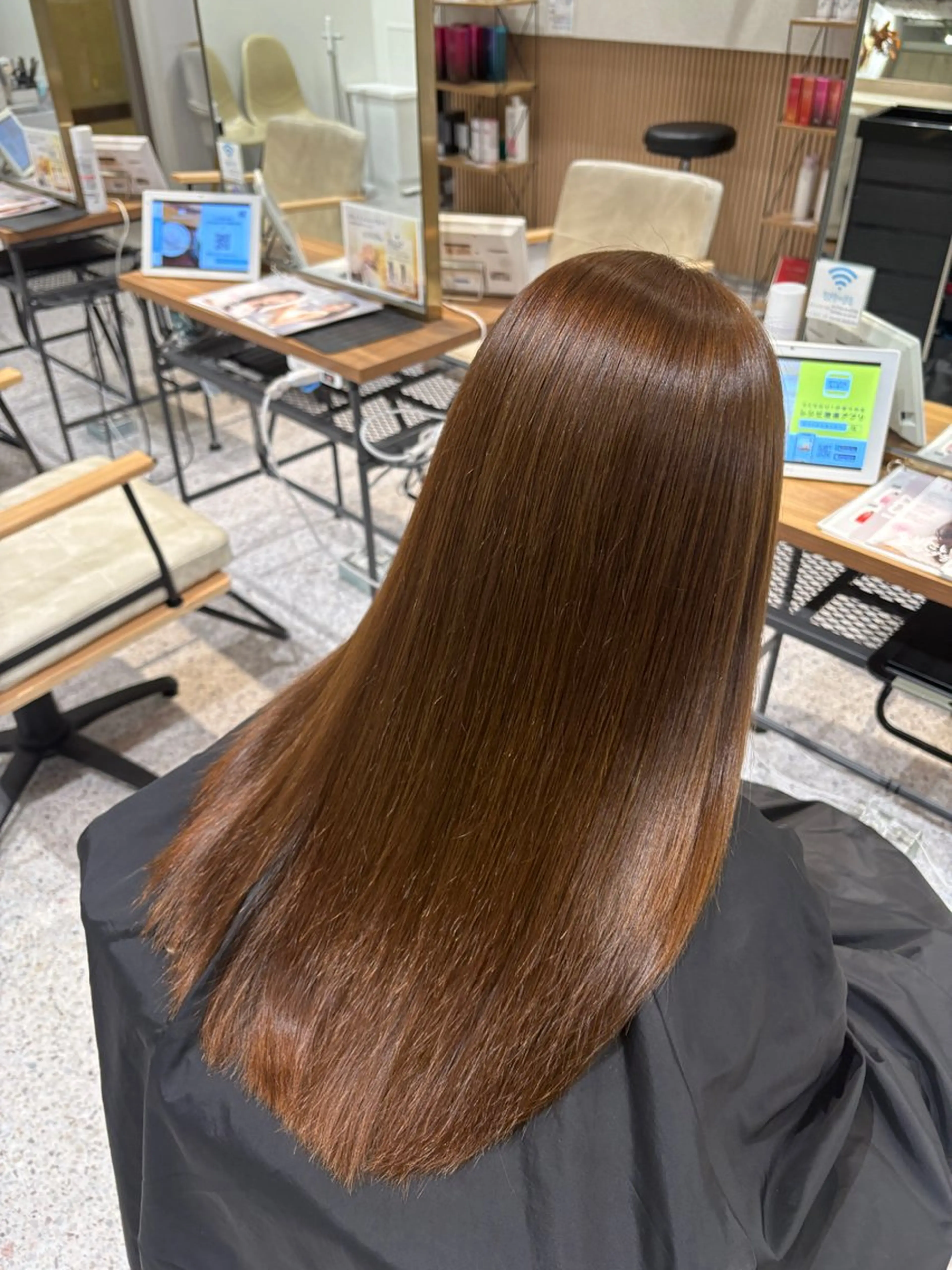 カラー 👽個性派ネイル🎀 komachiのヘアスタイル