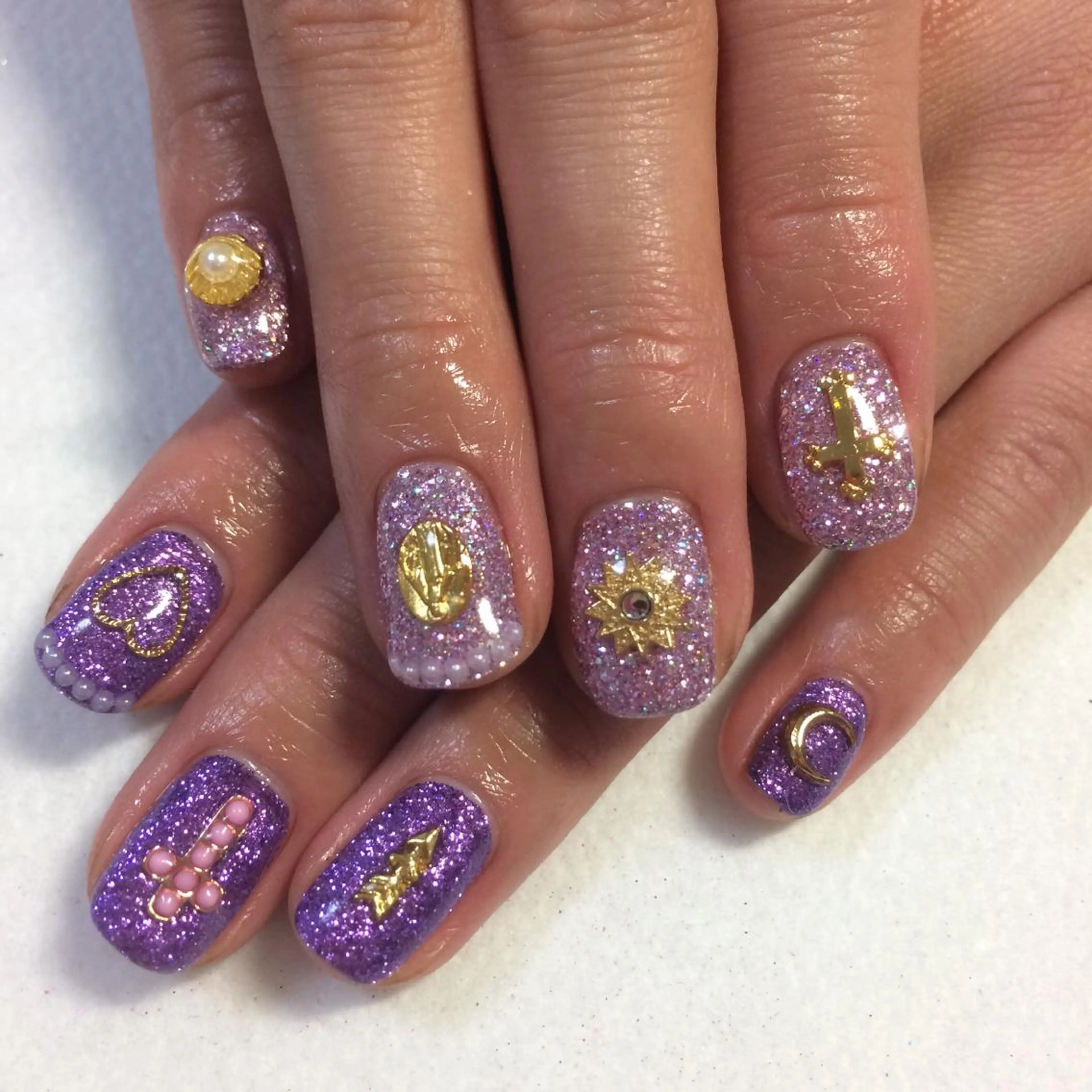 ネイル VIOLUS所属・VIOLUS 関目のネイルデザイン