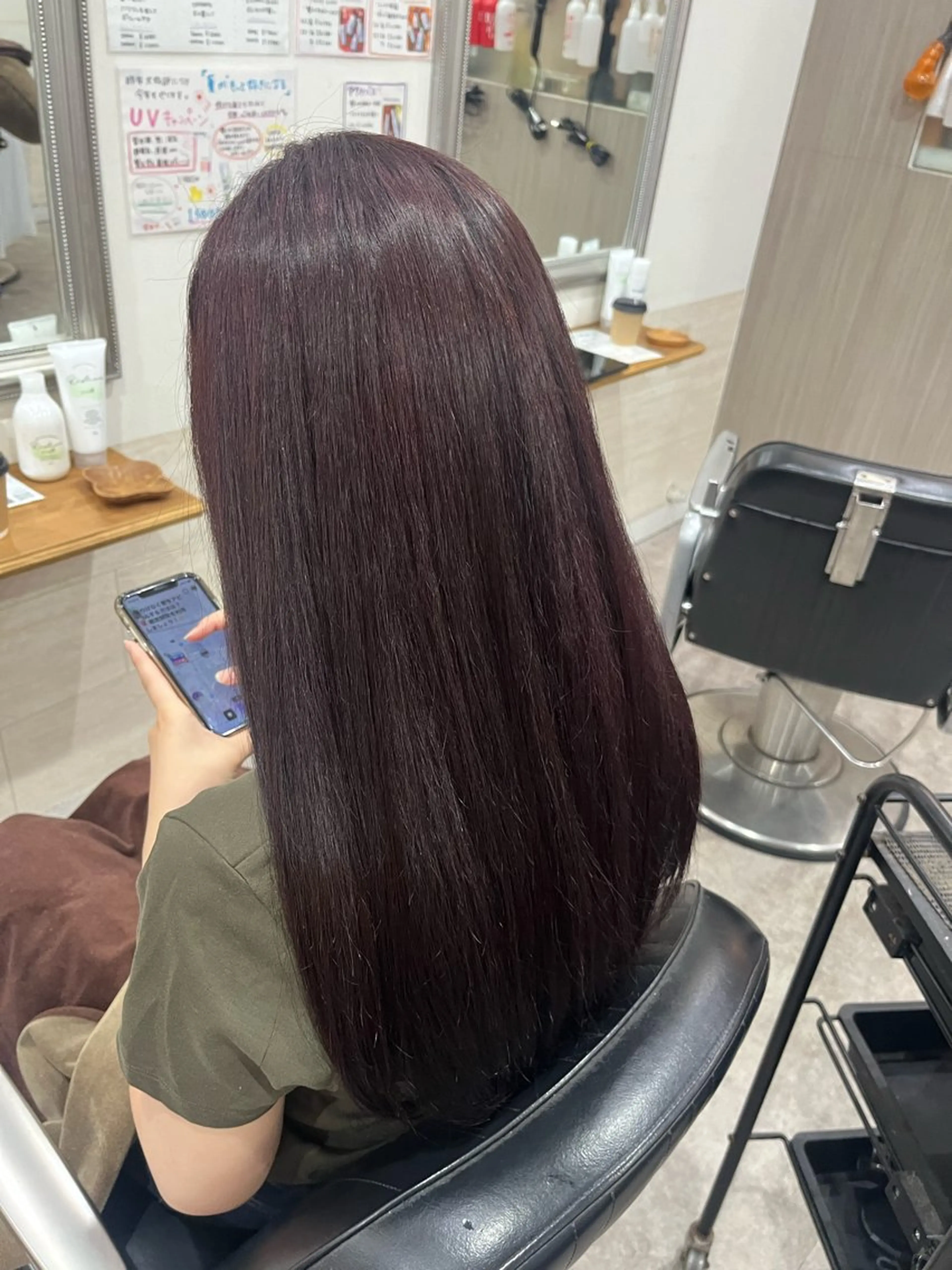 セミロング カラー ヘアカラー 堀川 希歩のヘアスタイル