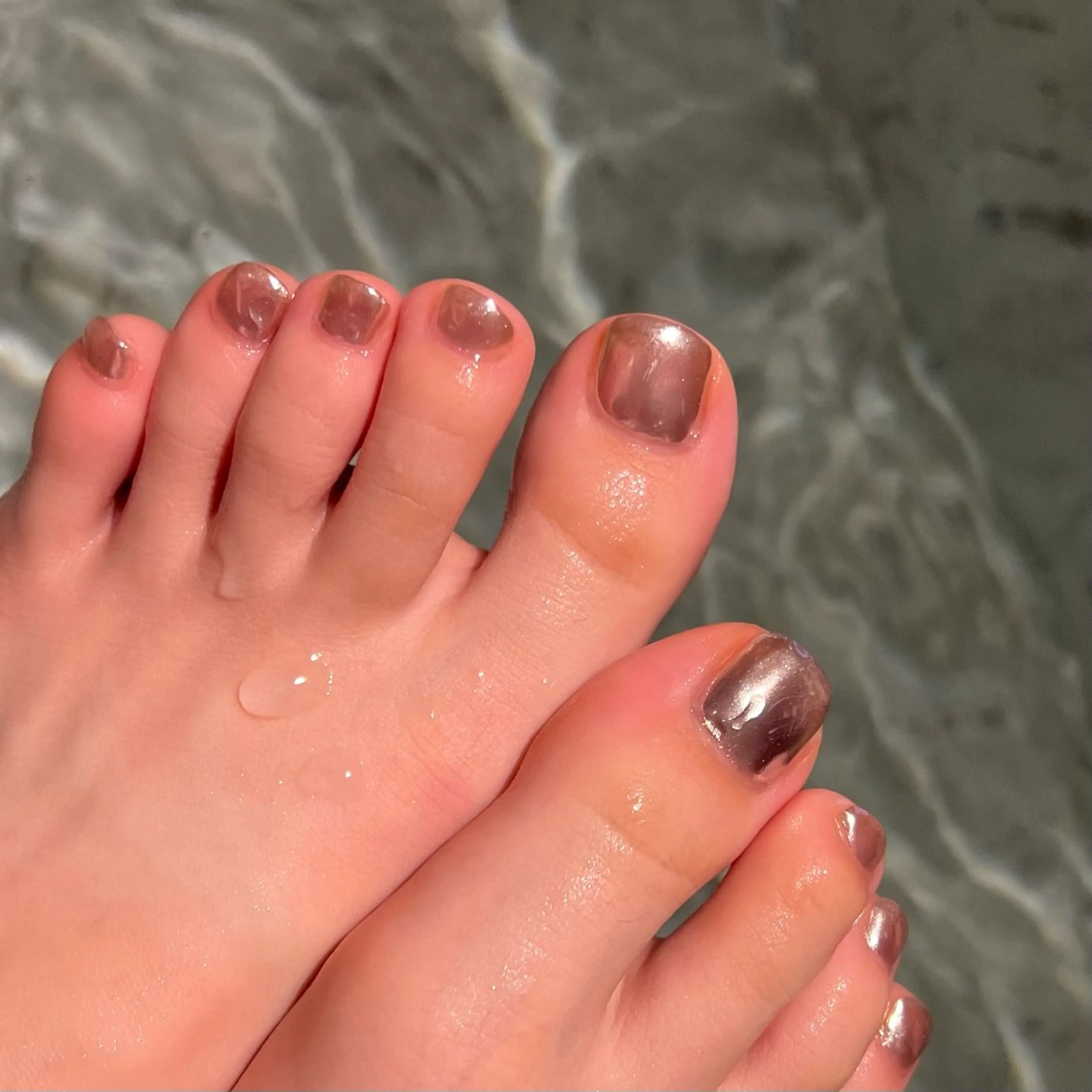 ネイル フットネイル ミラーネイル nails Lazosのネイルデザイン