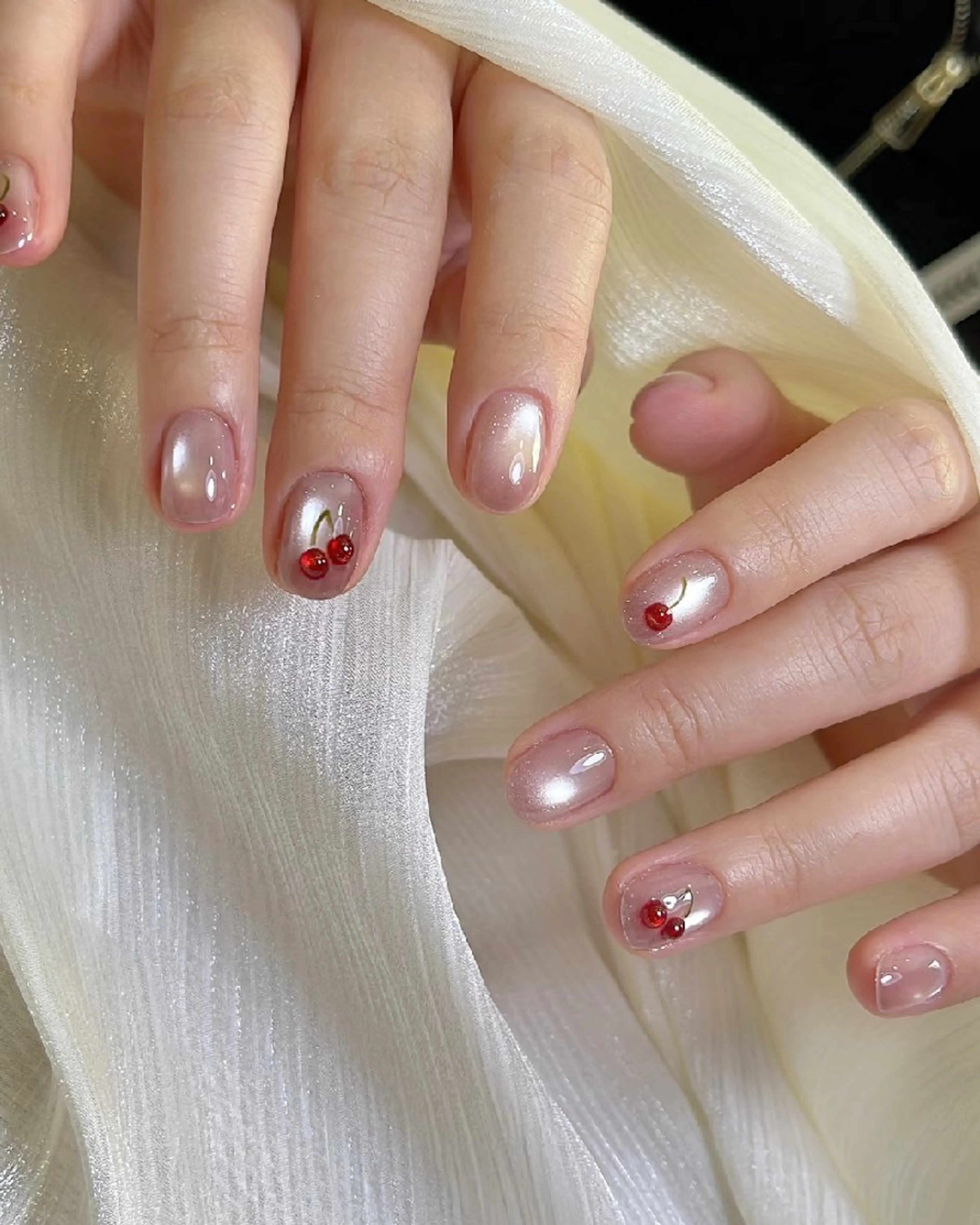 ネイル ハンドネイル パラジェル＆フィルイン取り扱いサロンSol Nail所属・Sol Nail ミネのネイルデザイン