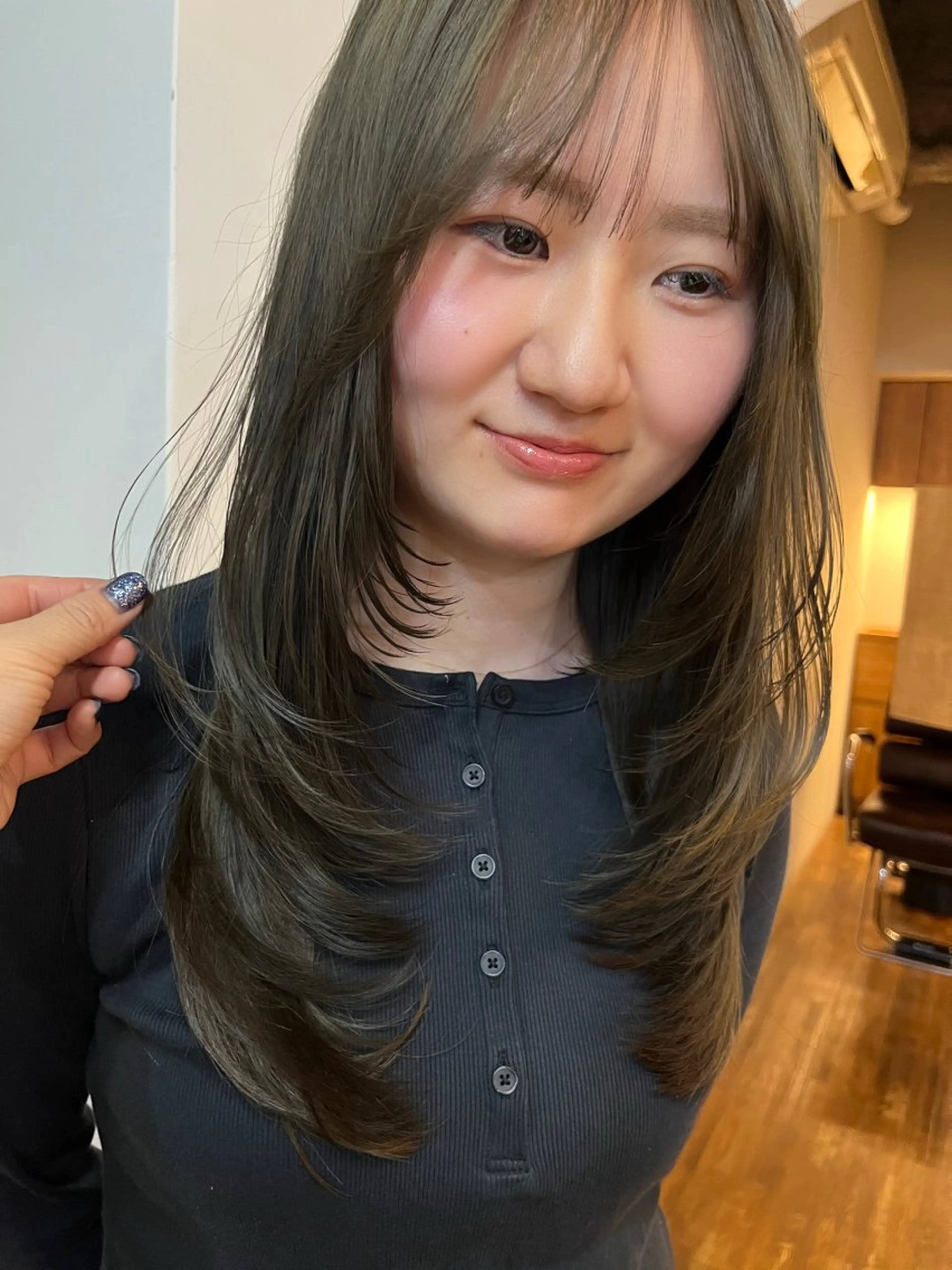 セミロング カラー ベージュカラー ブリーチ 透明感カラー ブリーチなしカラー オリーブベージュ ヘアカラー トリートメント hono/ボブ/ ハイトーン/ベージュのヘアスタイル