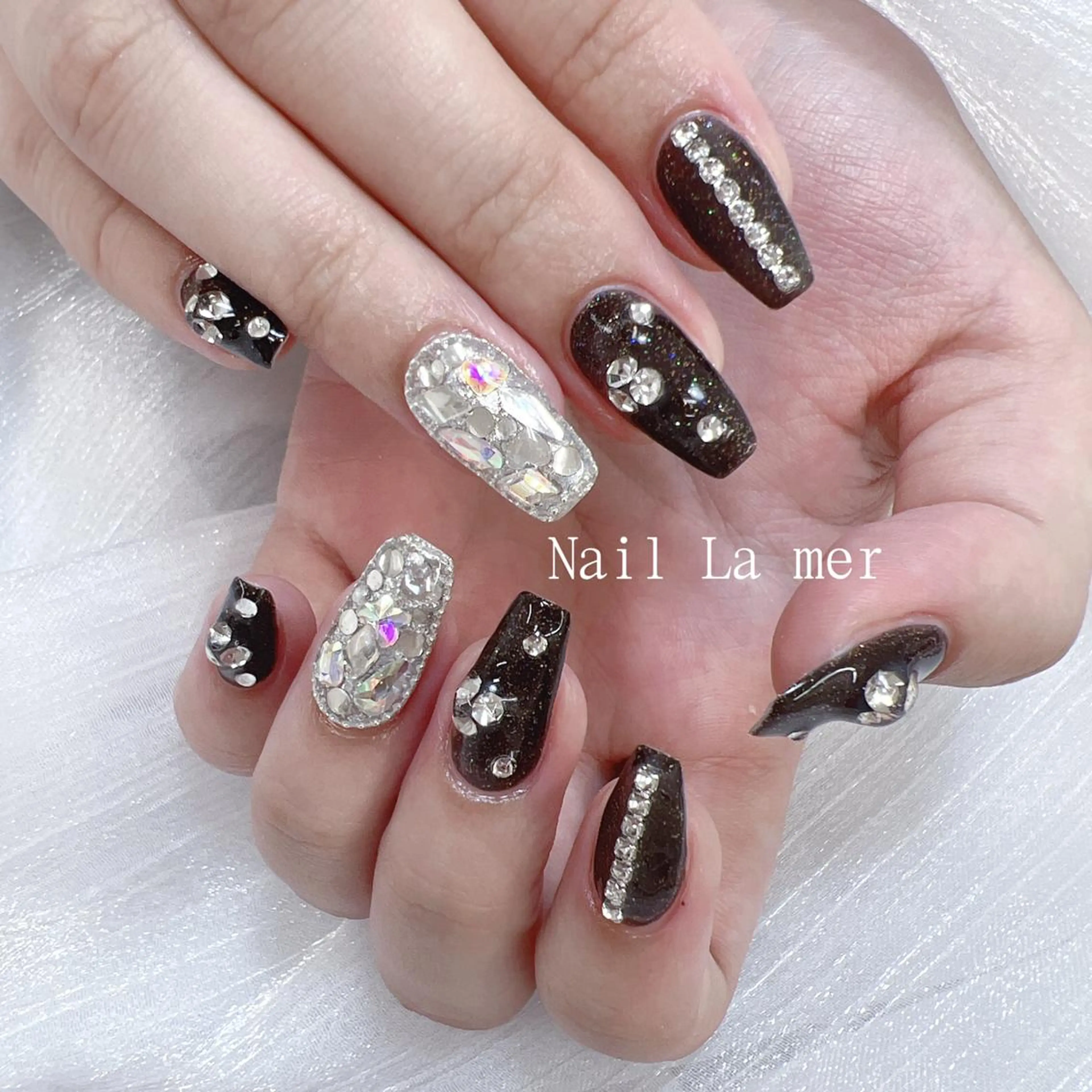 ネイル ✨荒木 🌙のネイルデザイン