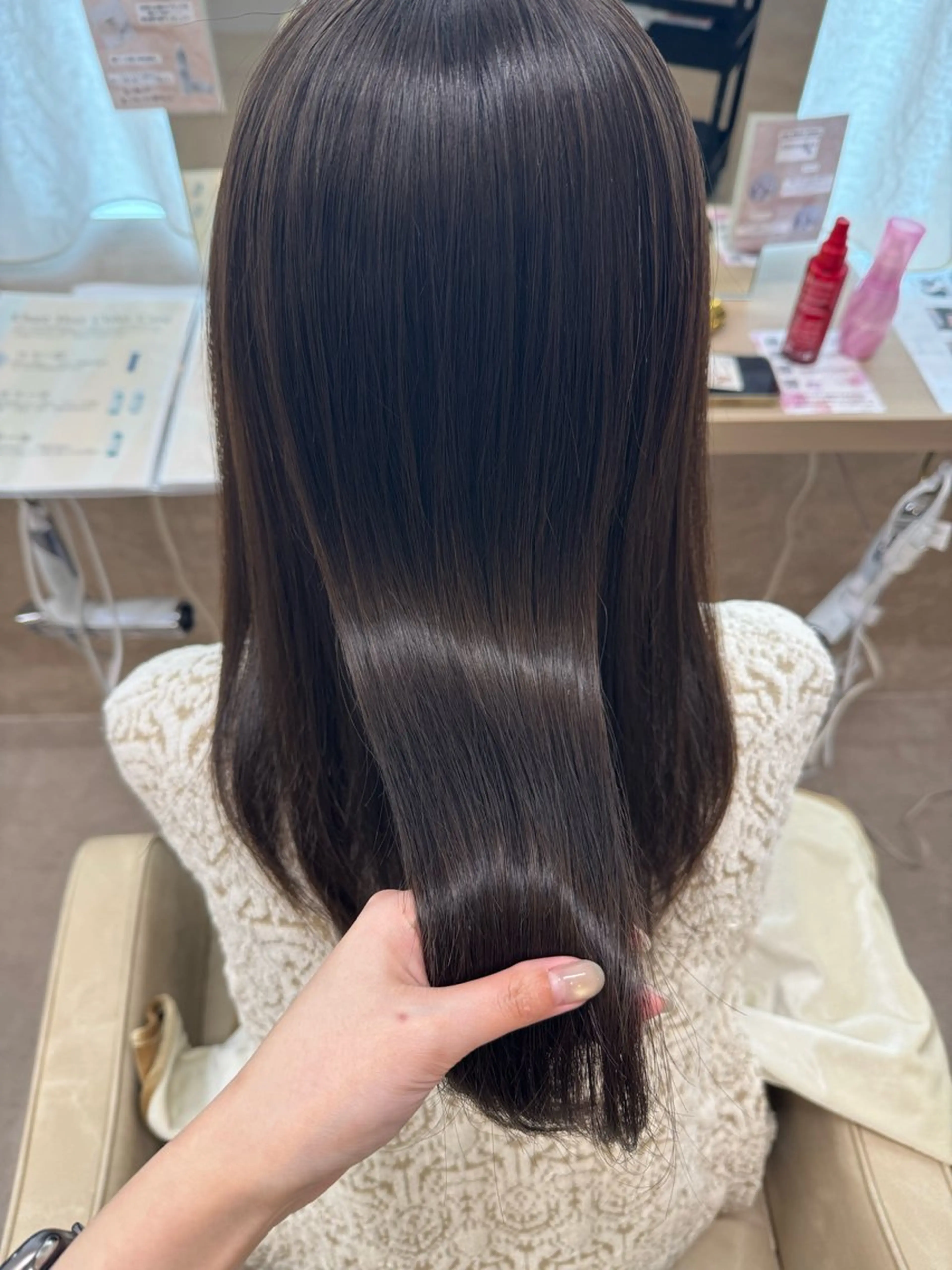 ロング カット ヘアカラー トリートメント ともか/美髪透明感 カラー/顔周りカットのヘアスタイル