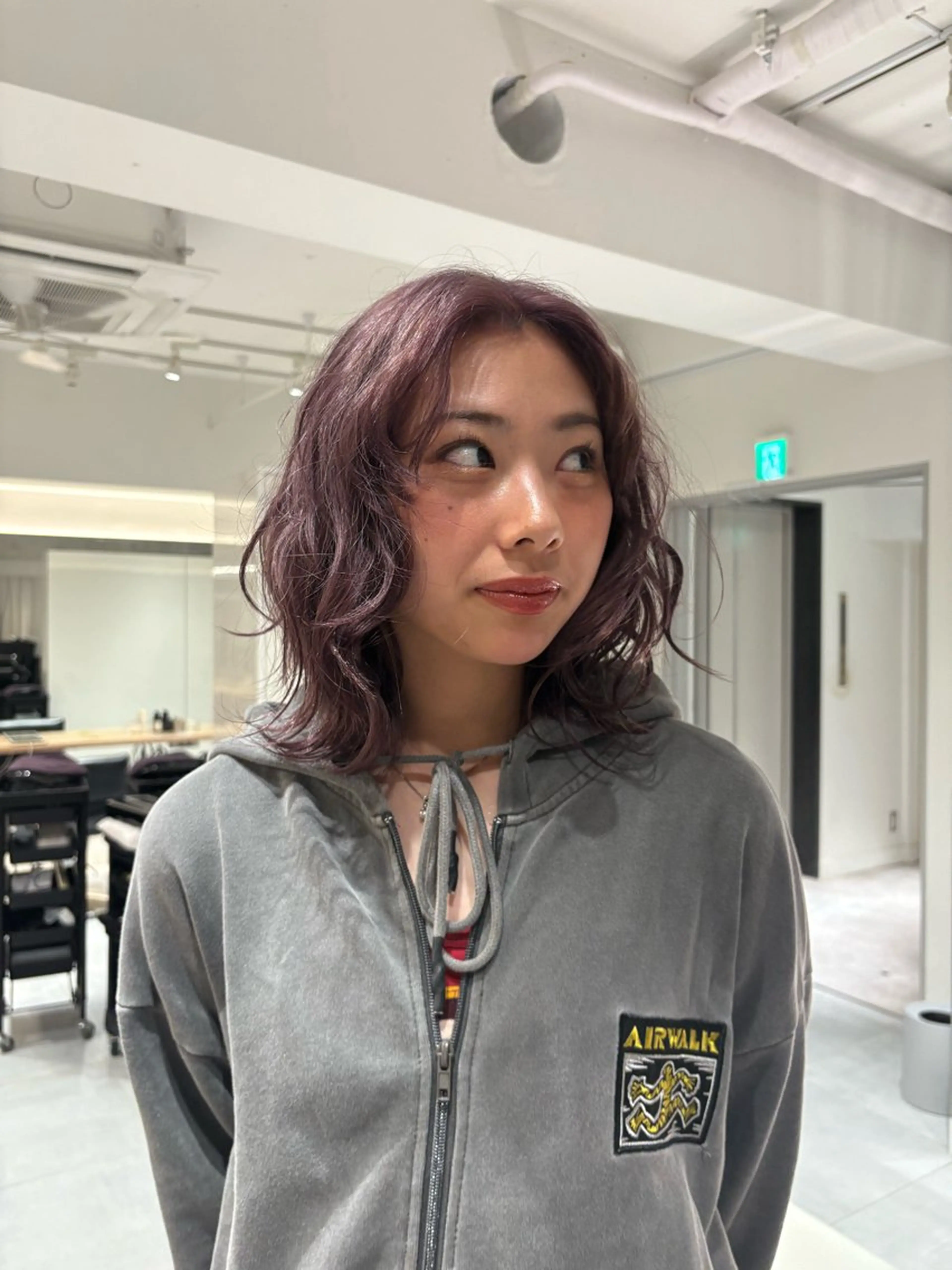 ダメージoffブリーチ➕ケアカラー➕マイクロバブルシャンプー➕高音質トリートメントの写真