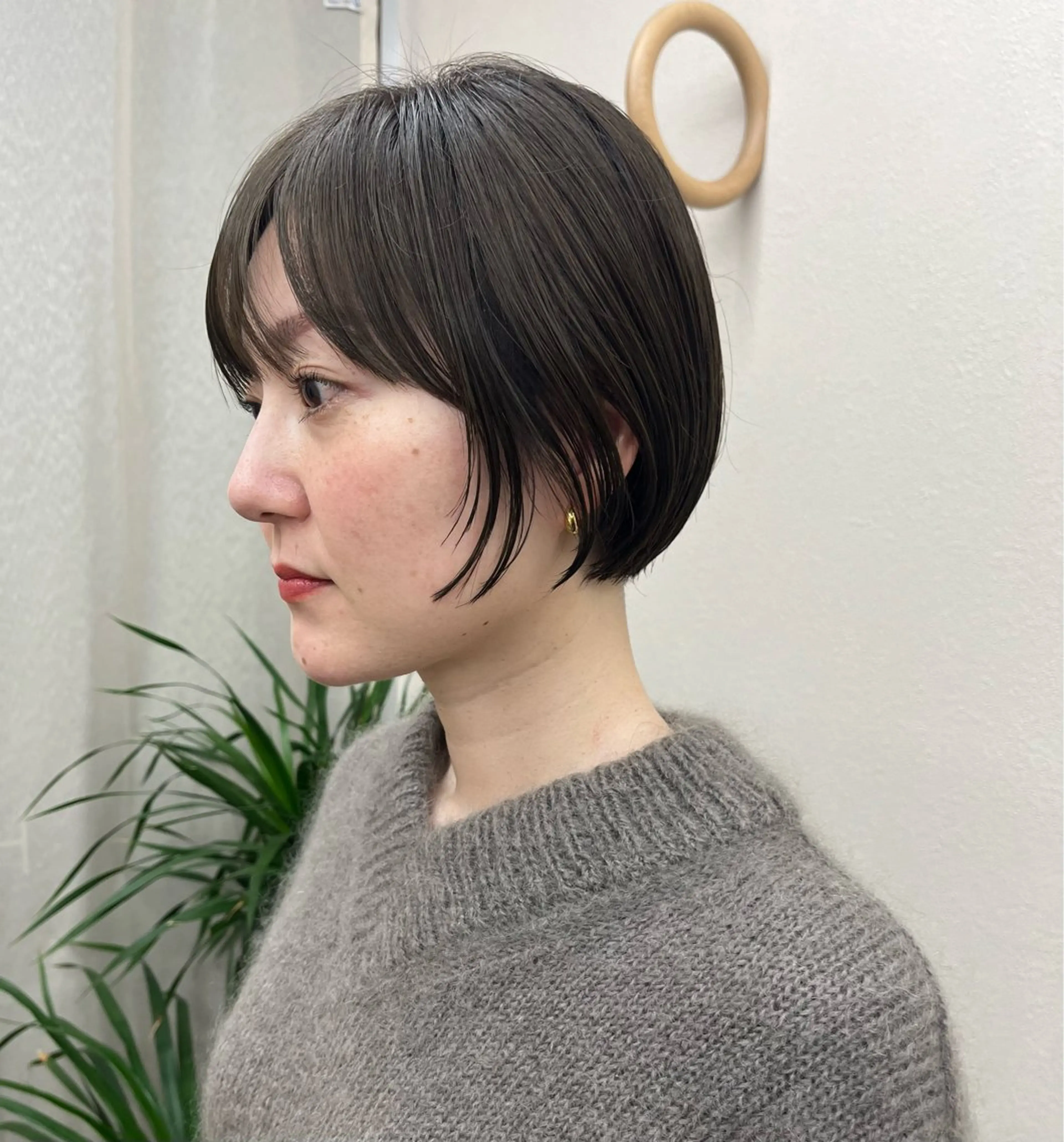 [3回目以降の方]カット+透明感カラー+シルクトリートメント❗️材料高騰のため500円値上げさせていただいております。の写真