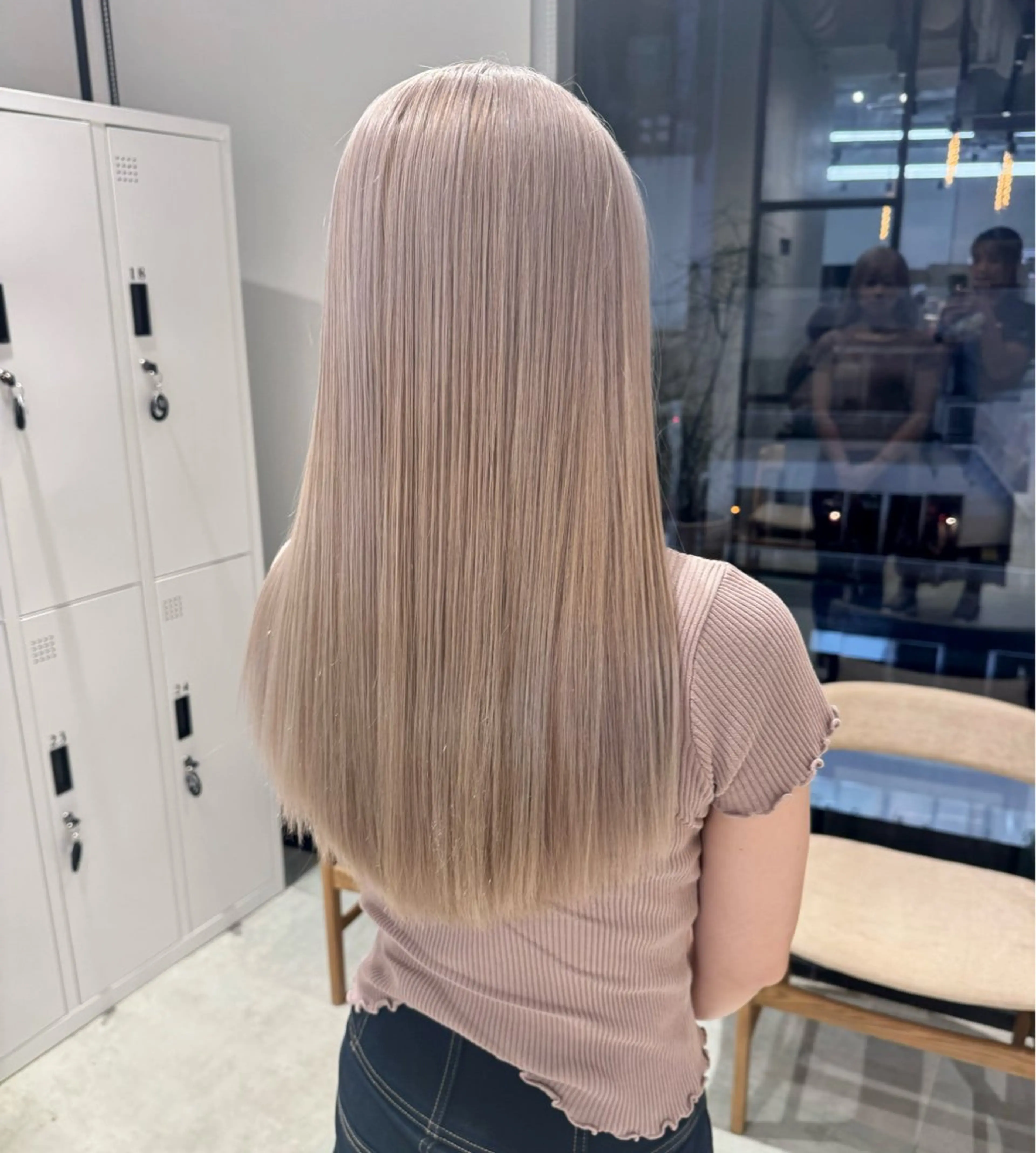 カラー ブリーチ ブロンド ホワイトブロンド カット ヘアカラー トリートメント 透明感カラー✨艶髪 制作🌱山根あゆみのヘアスタイル